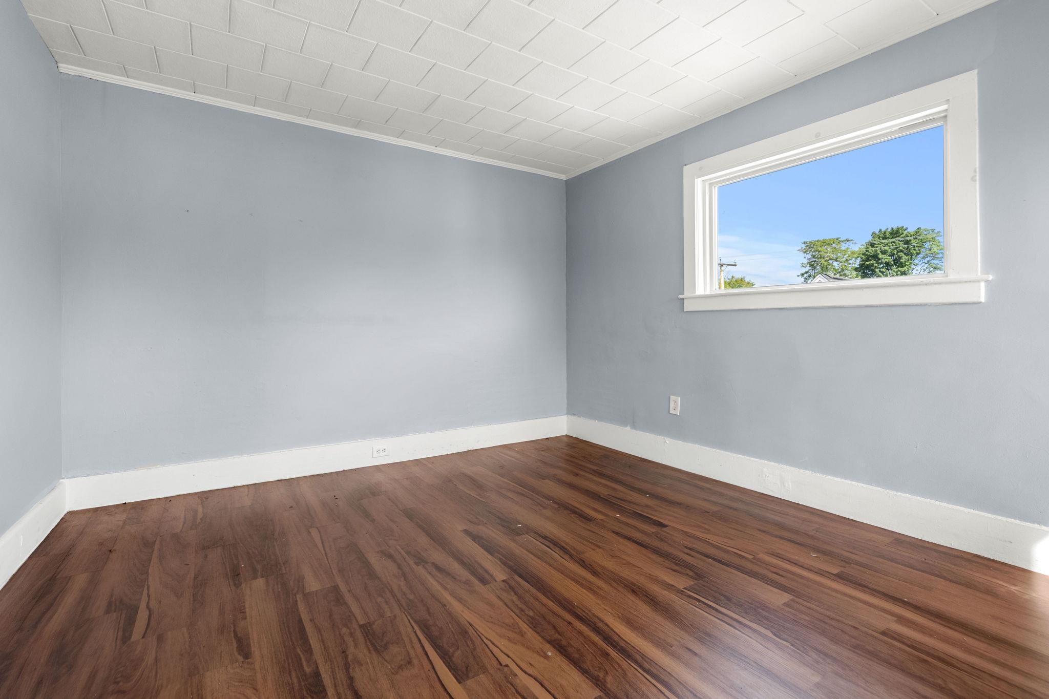 494-3 Second Floor