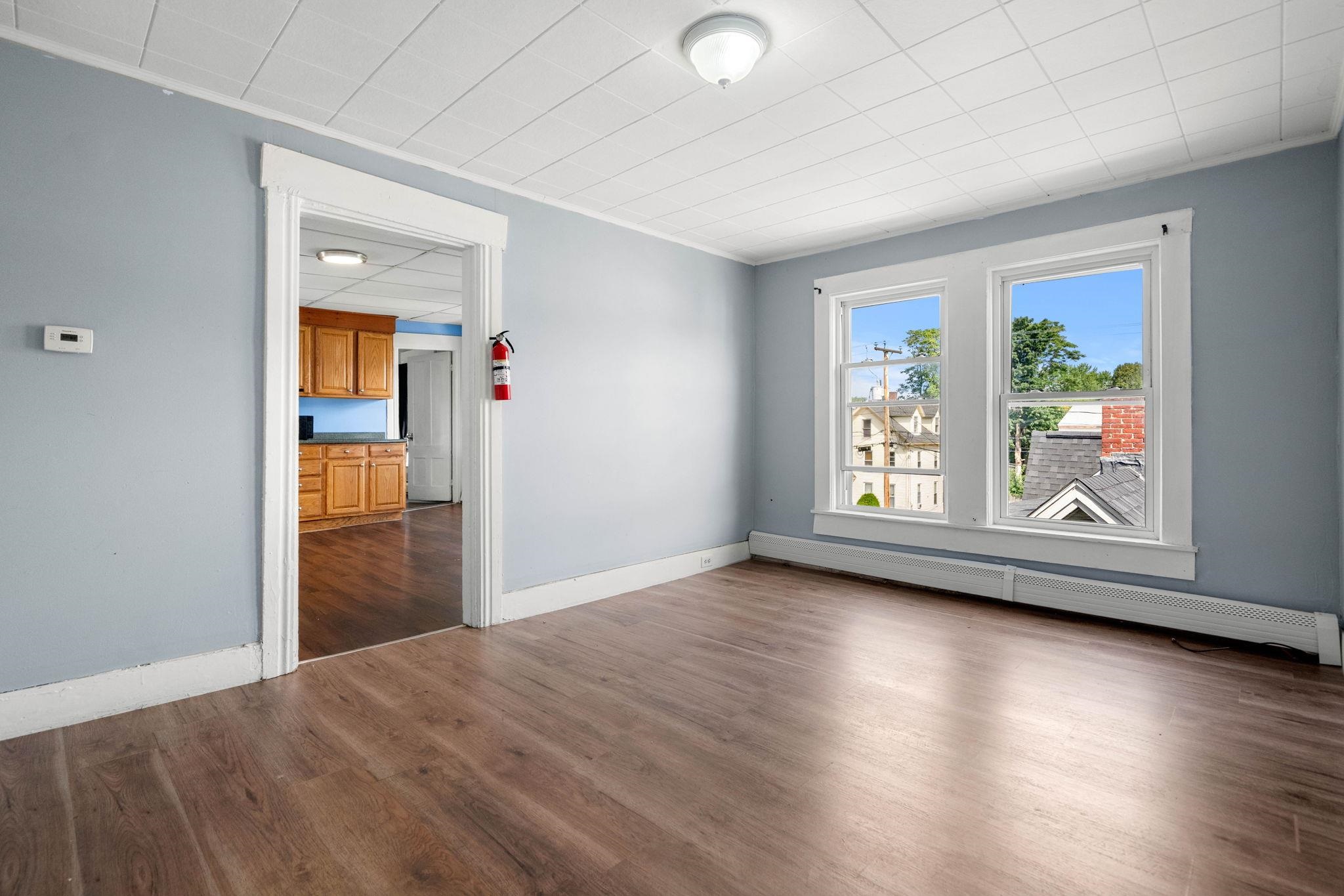 494-3 Second Floor