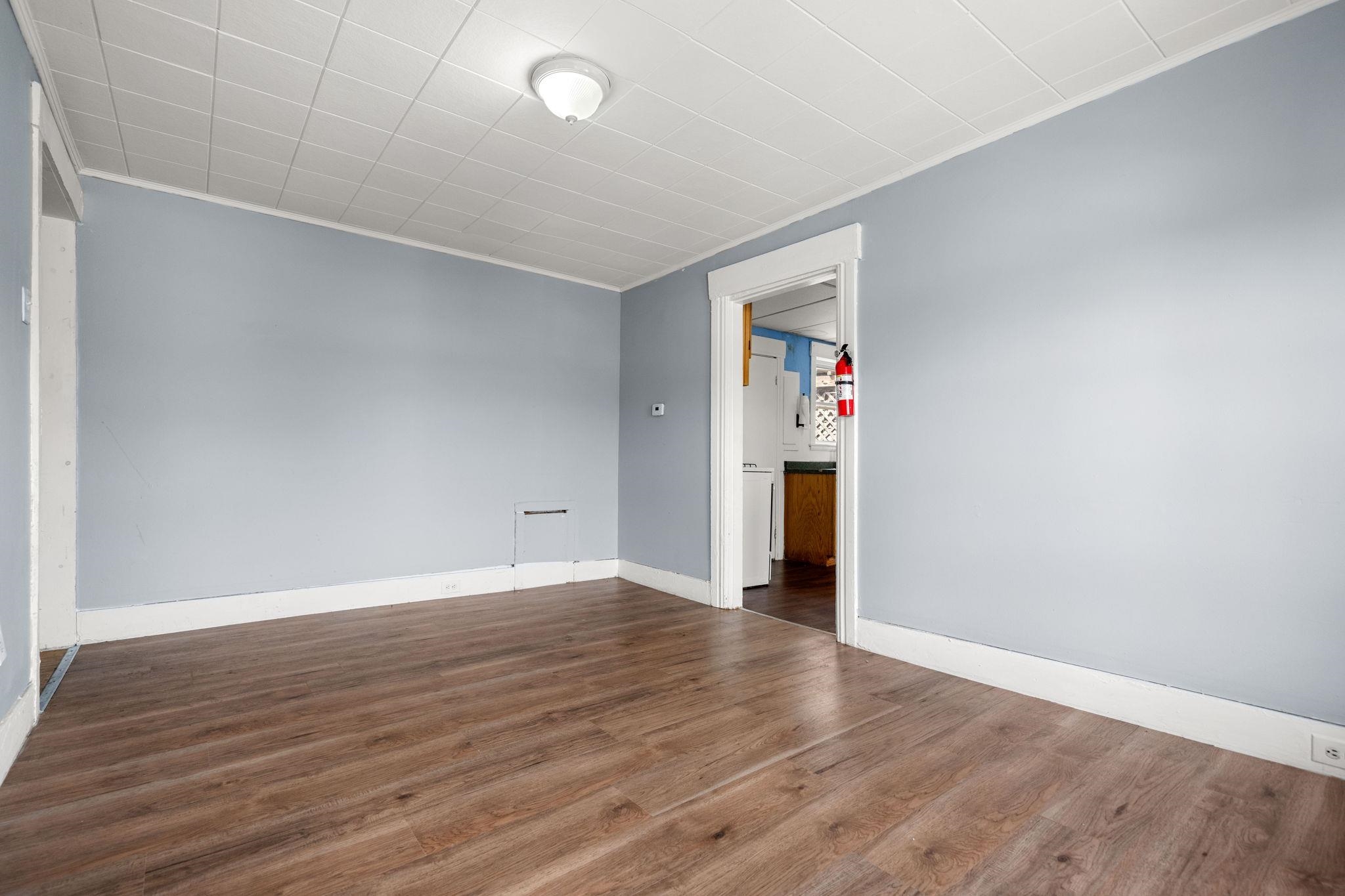 494-3 Second Floor