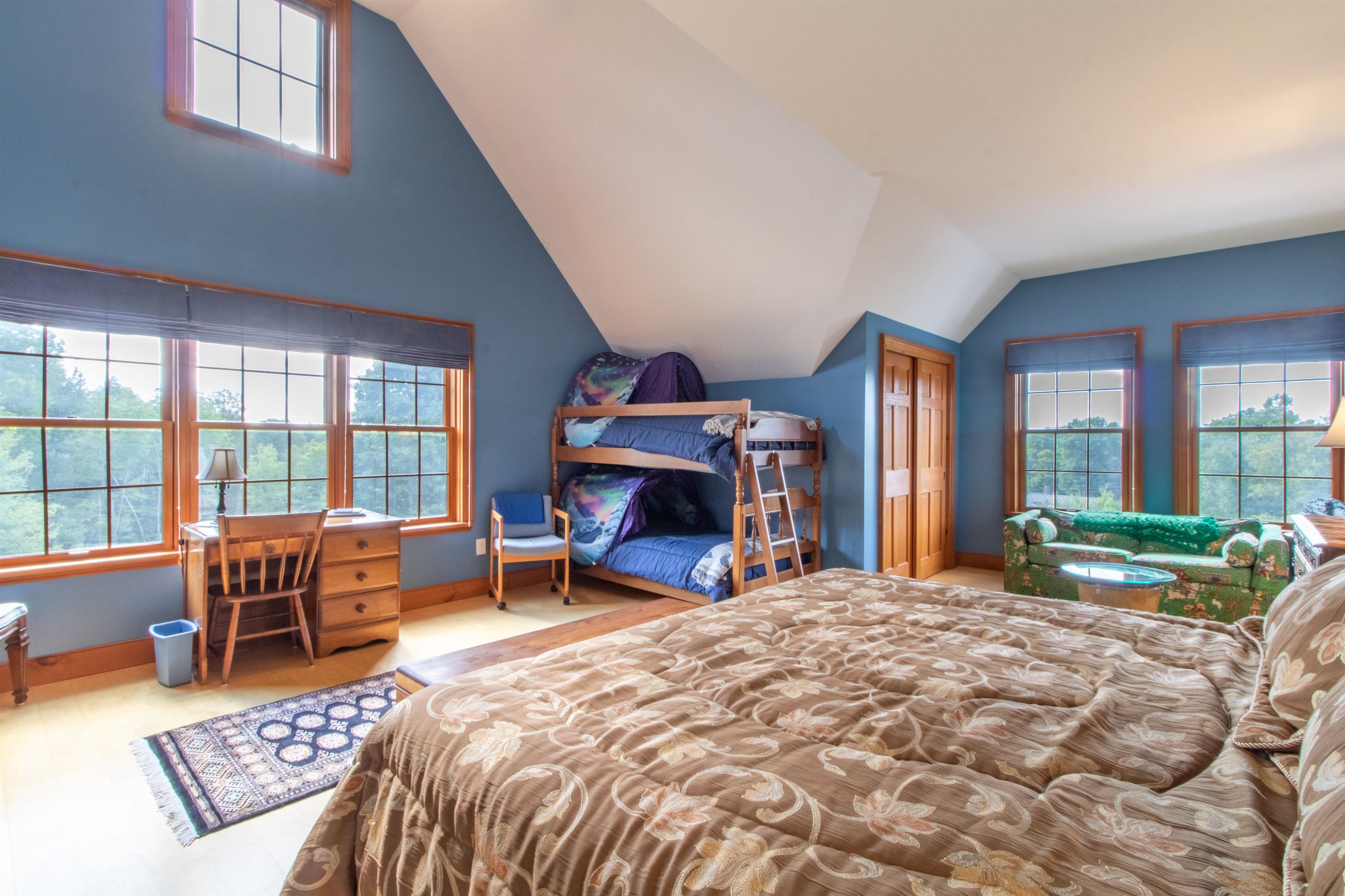 Beautiful windows and vaulted ceilings