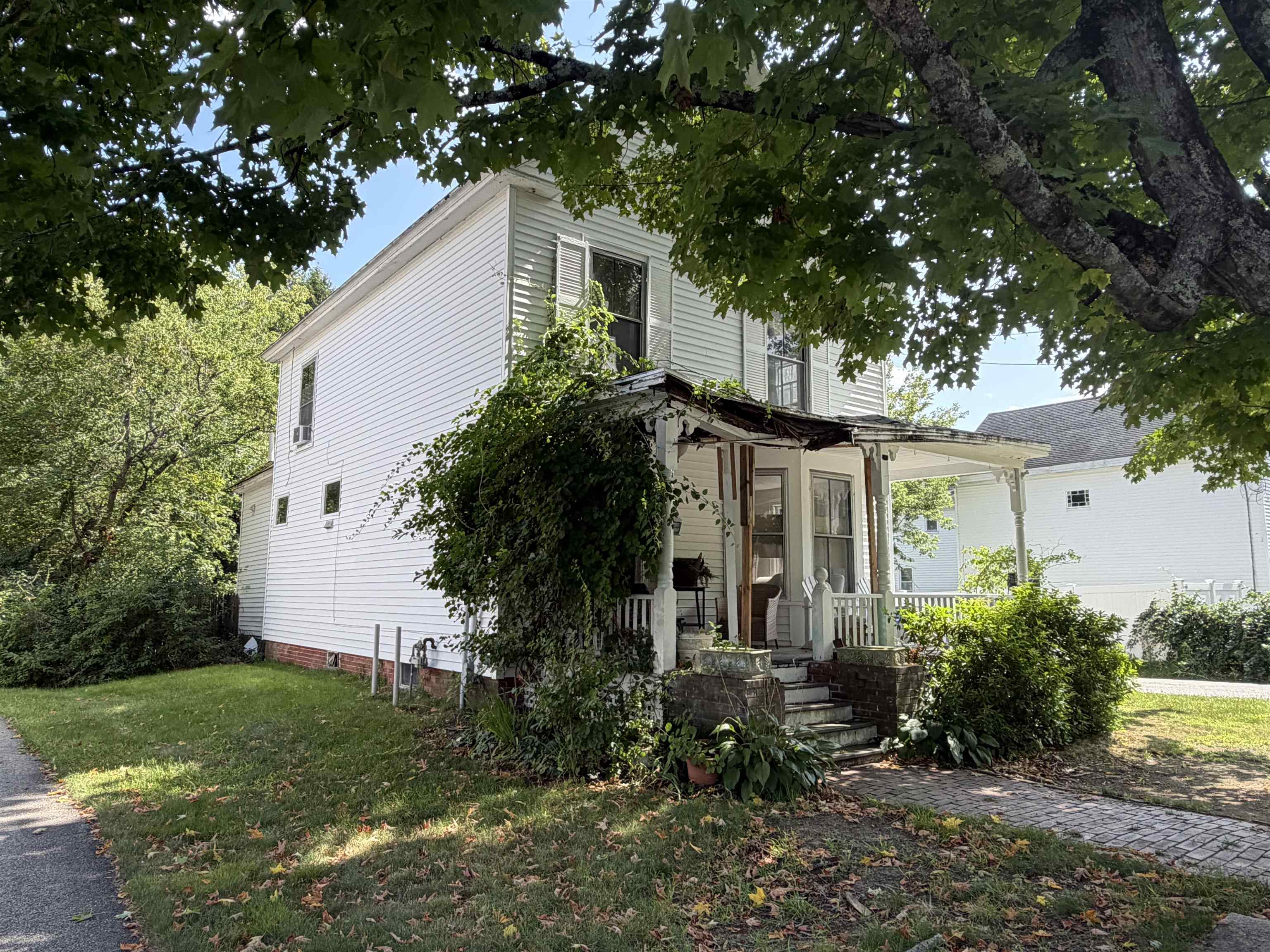 2nd image of 20 Carroll St, Exeter, NH 03833 | MLS# 5106612