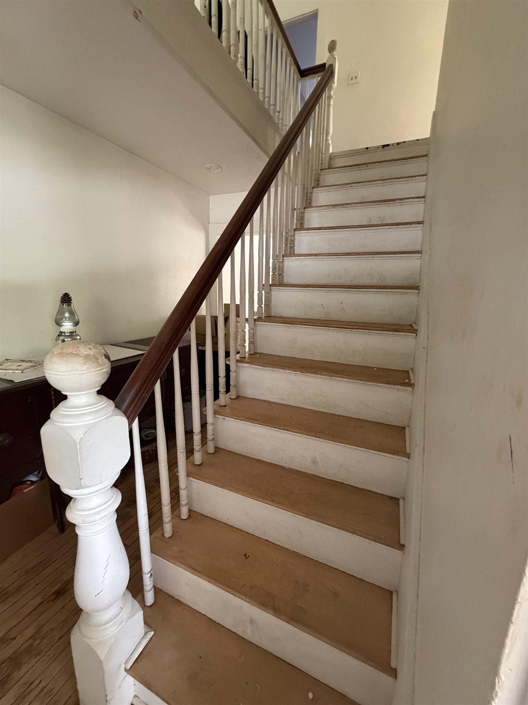 Photo 20 of 28