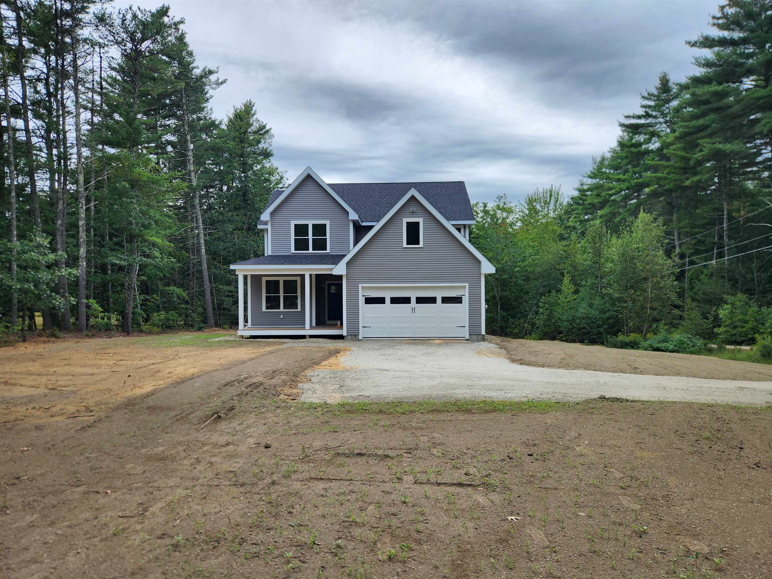 Photo 3 of Single family home for sale at 18 Lee Rd, Barrington, NH 03825 | MLS# 5106622 | Listing updated on 2026-10-04