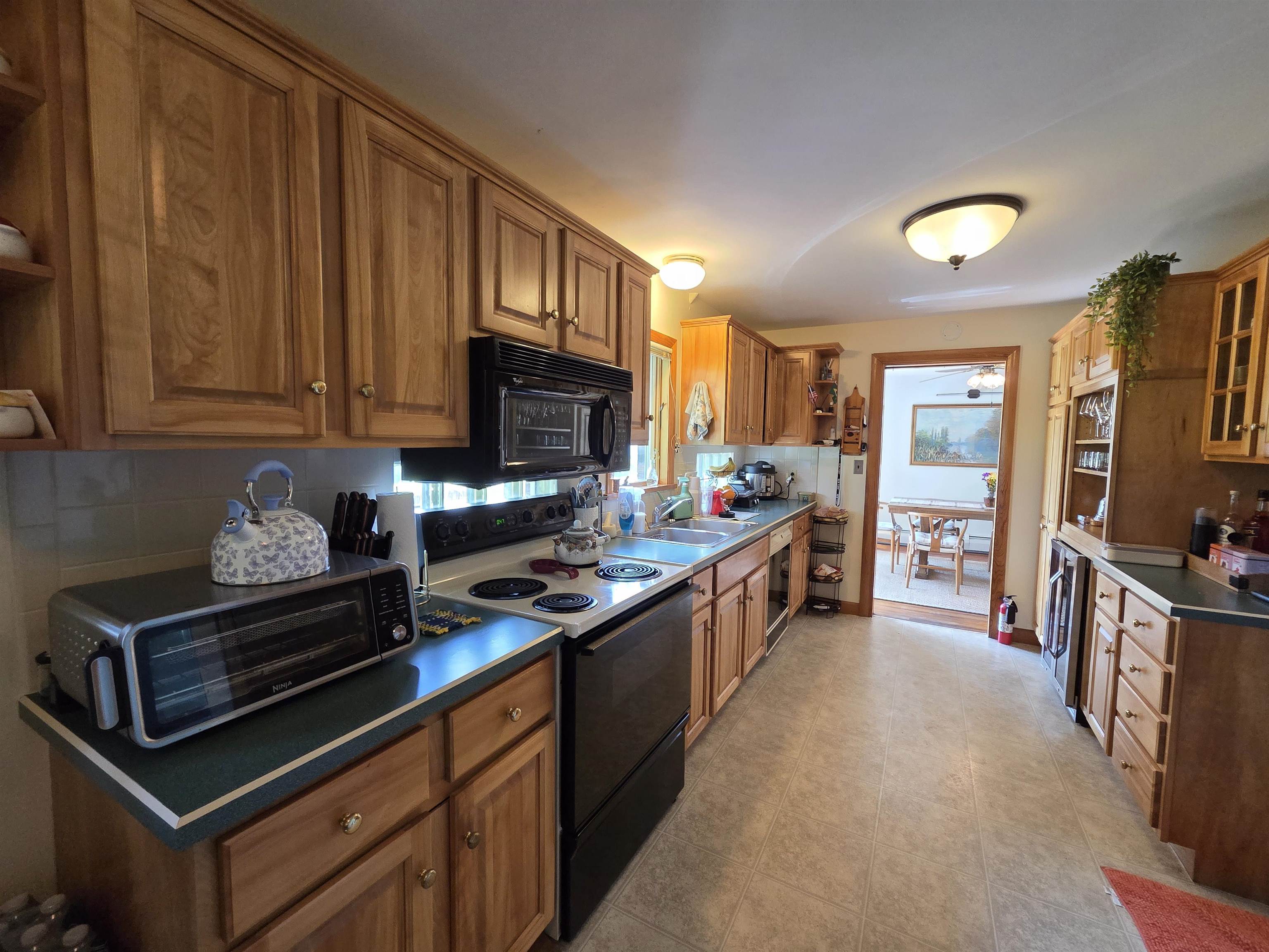 276 Shaker Hill Rd, Enfield, NH 03748