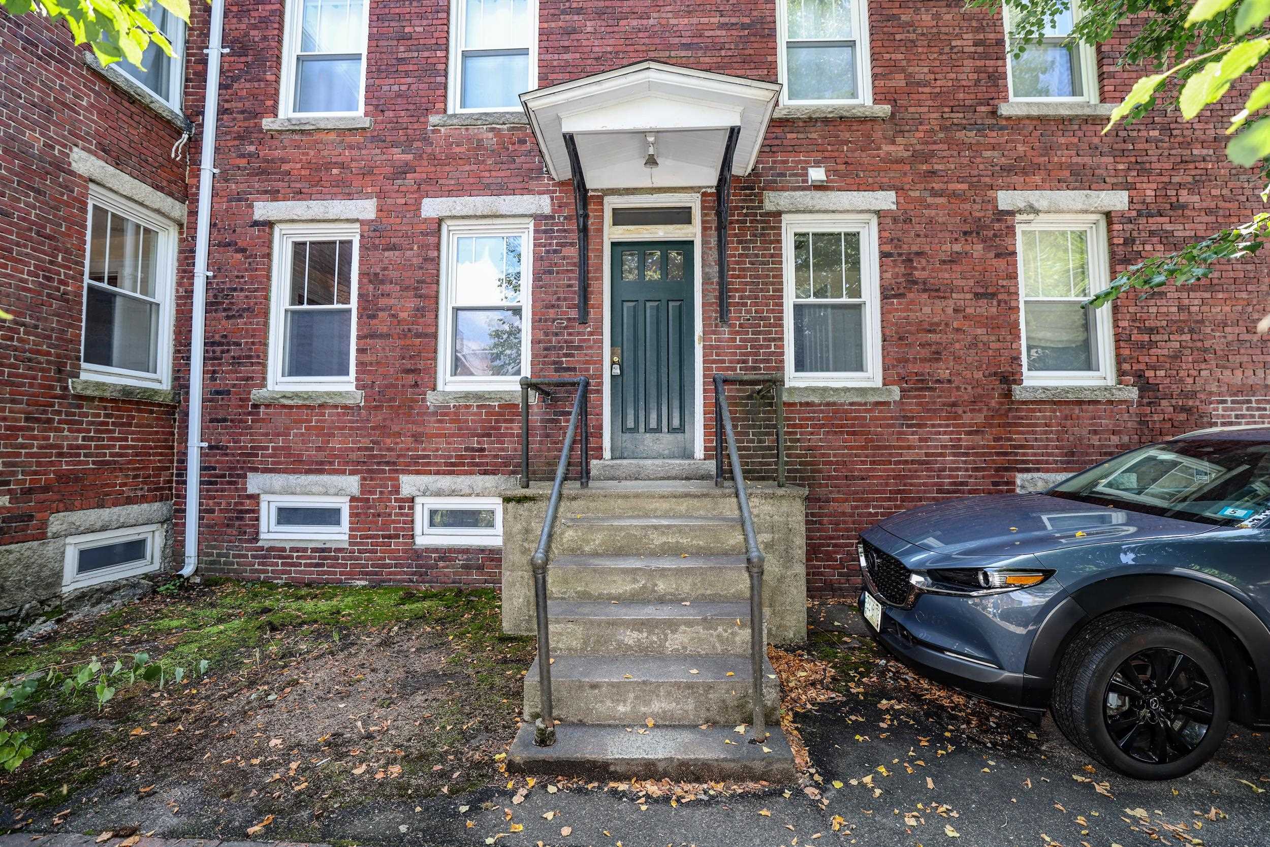 74 West Merrimack St #1, Manchester, NH 03101
