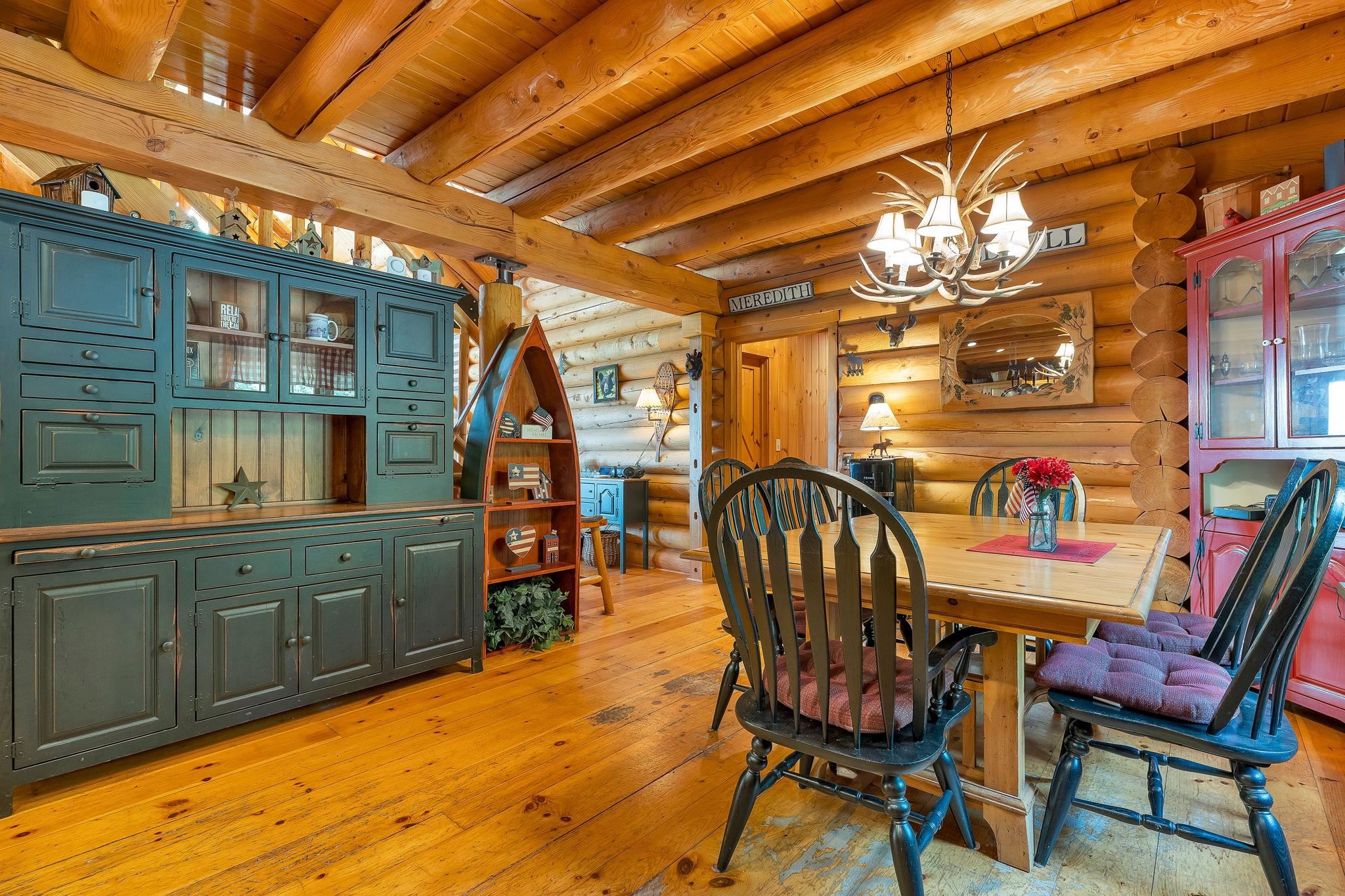 Spacious Dinning Area