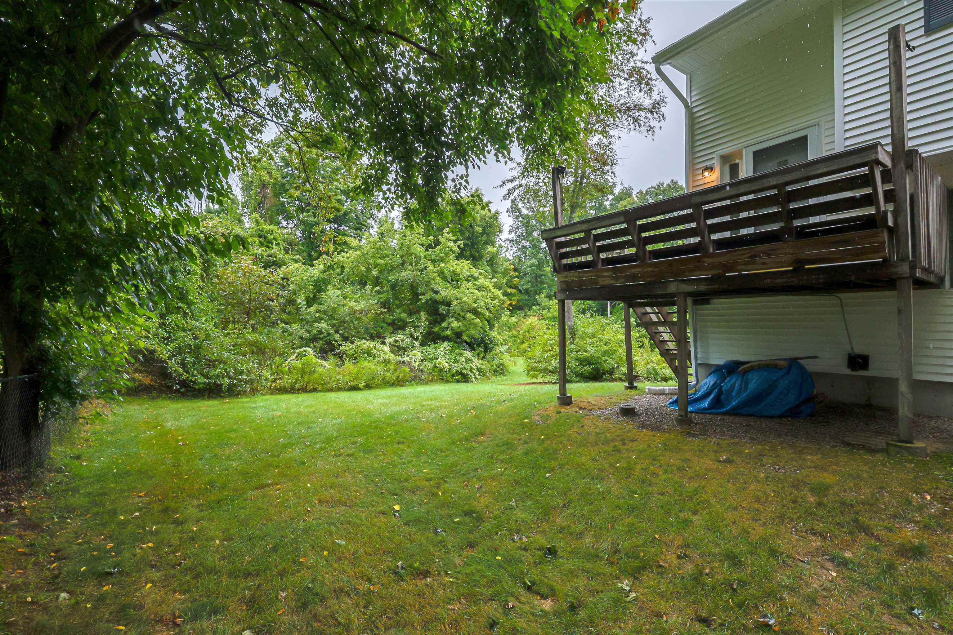1325 Candia Rd #10, Manchester, NH 03109