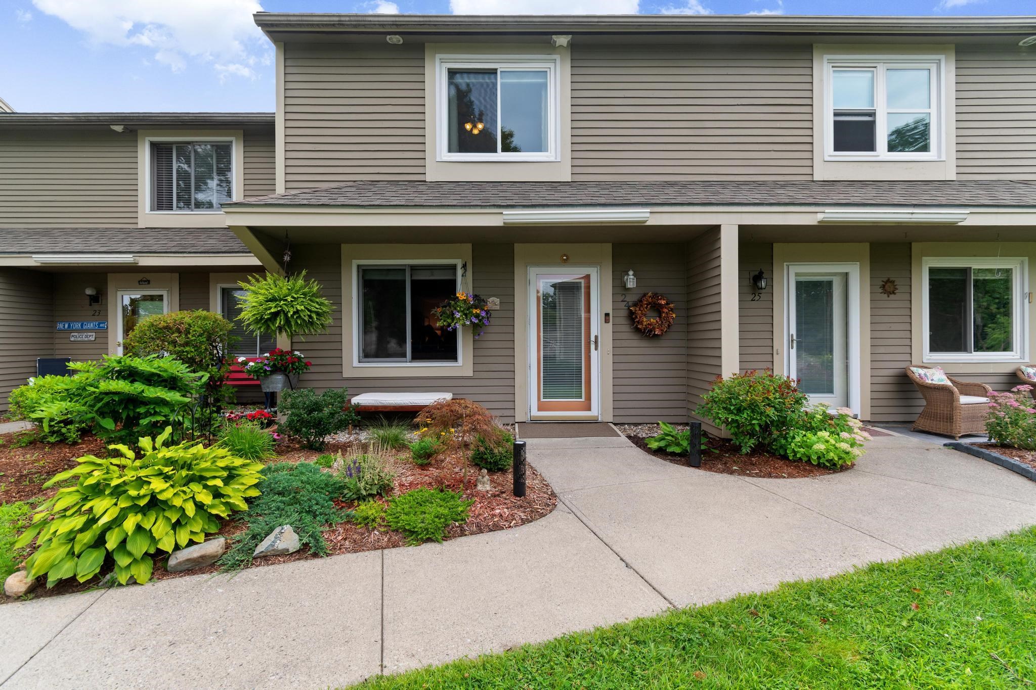 2nd image of 24 Overlook Dr, South Burlington, VT 05403 | MLS# 5106648