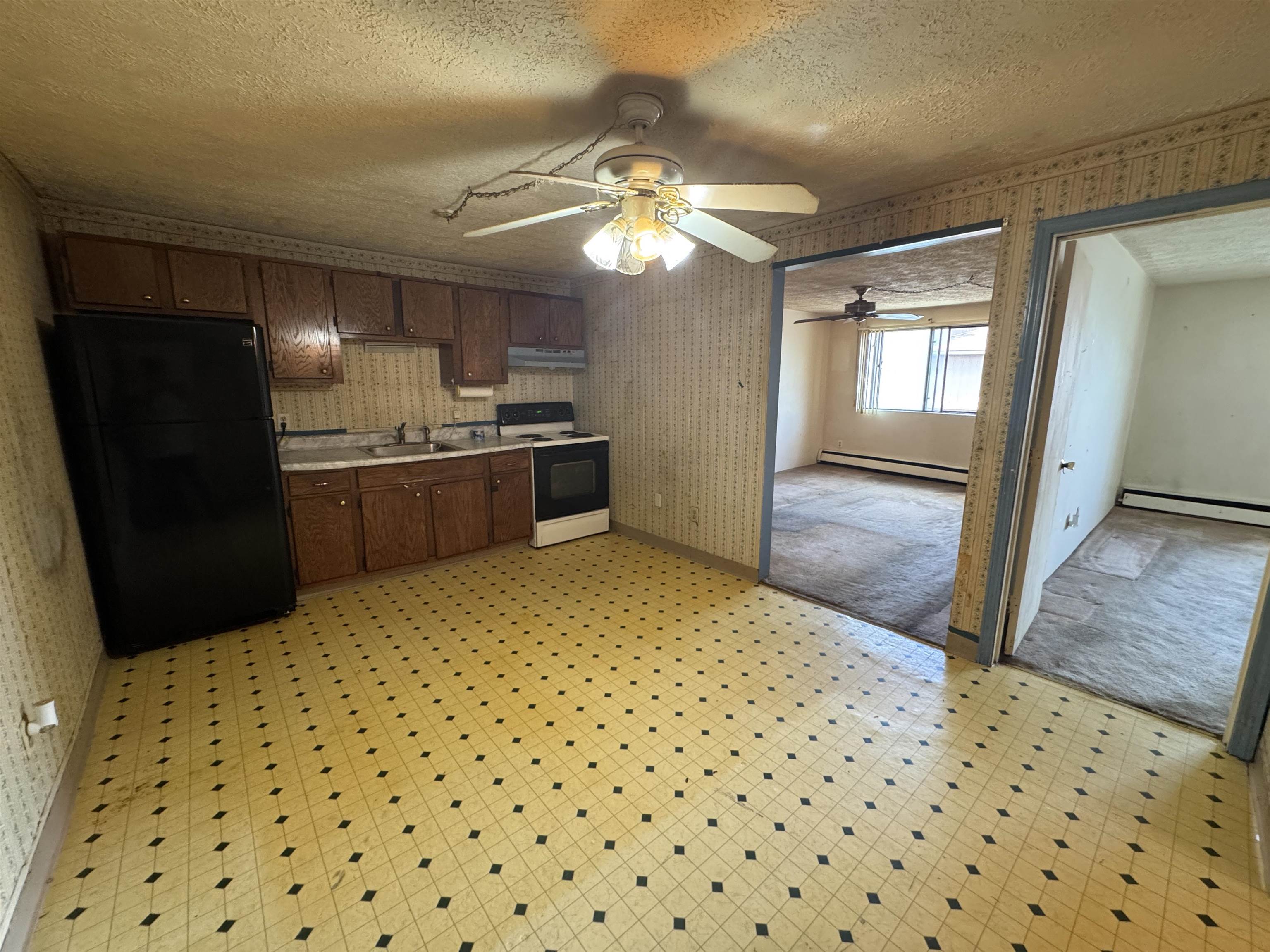 35 Log St #3C, Manchester, NH 03102