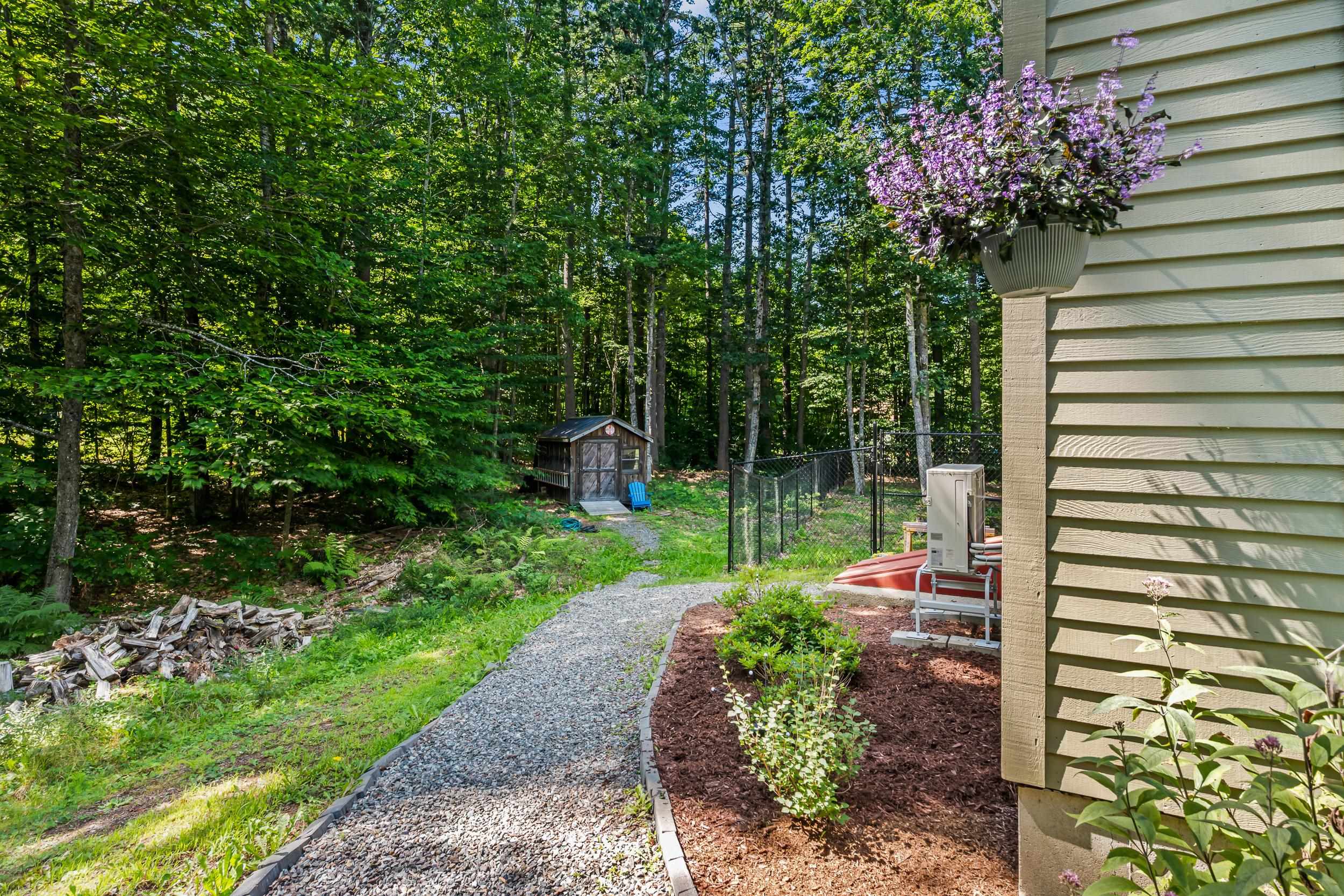 130 Hiram Philbrook Rd, Conway, NH 03813-4331