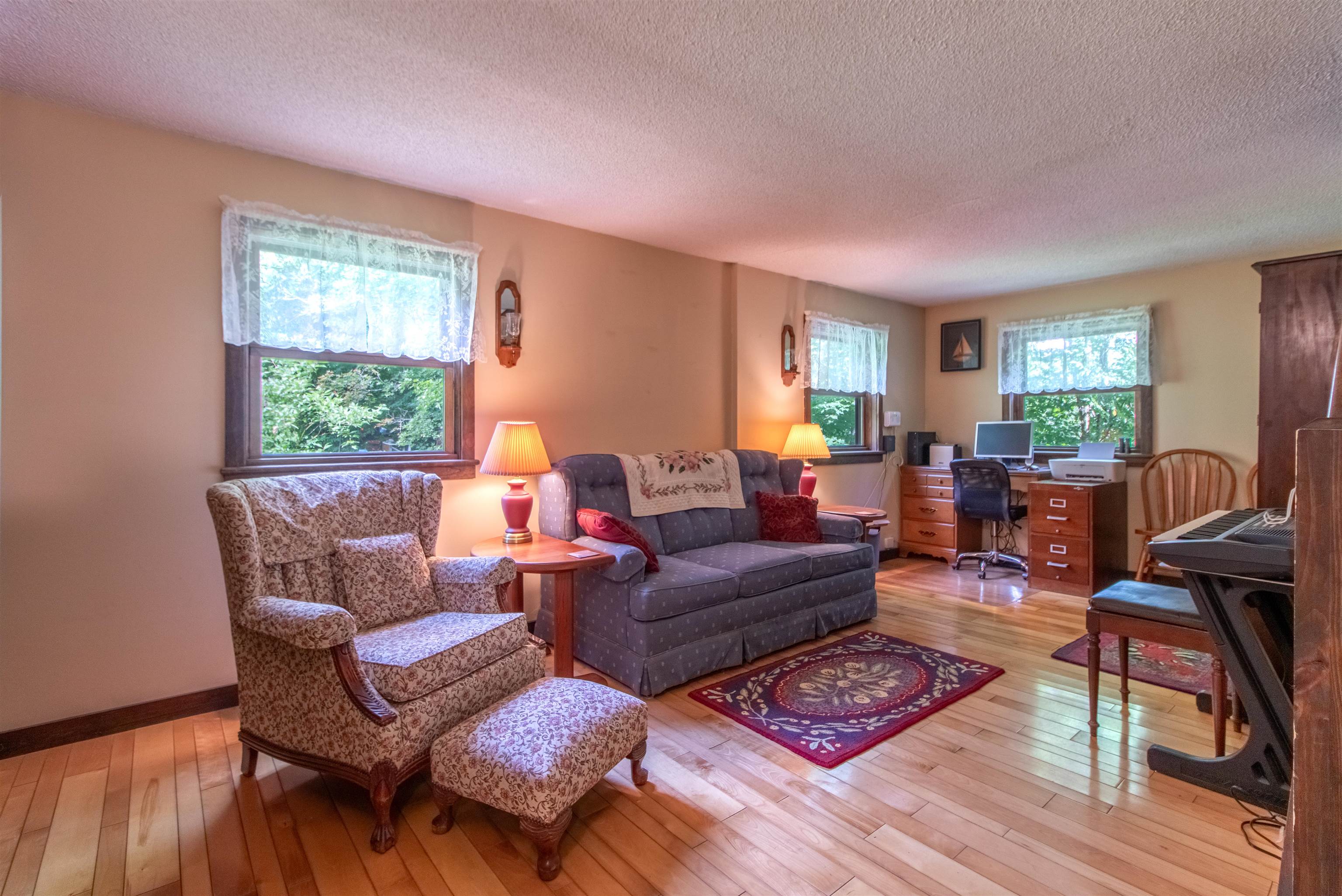 Formal living room-music room