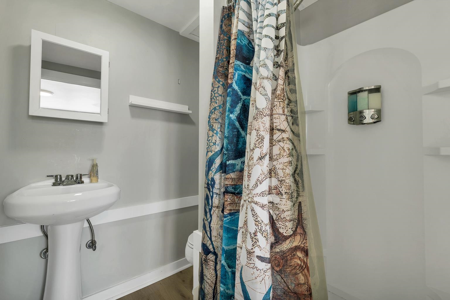 9 Riverview Ter, Hampton, NH 03842