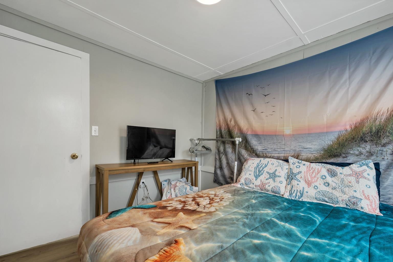 9 Riverview Ter, Hampton, NH 03842