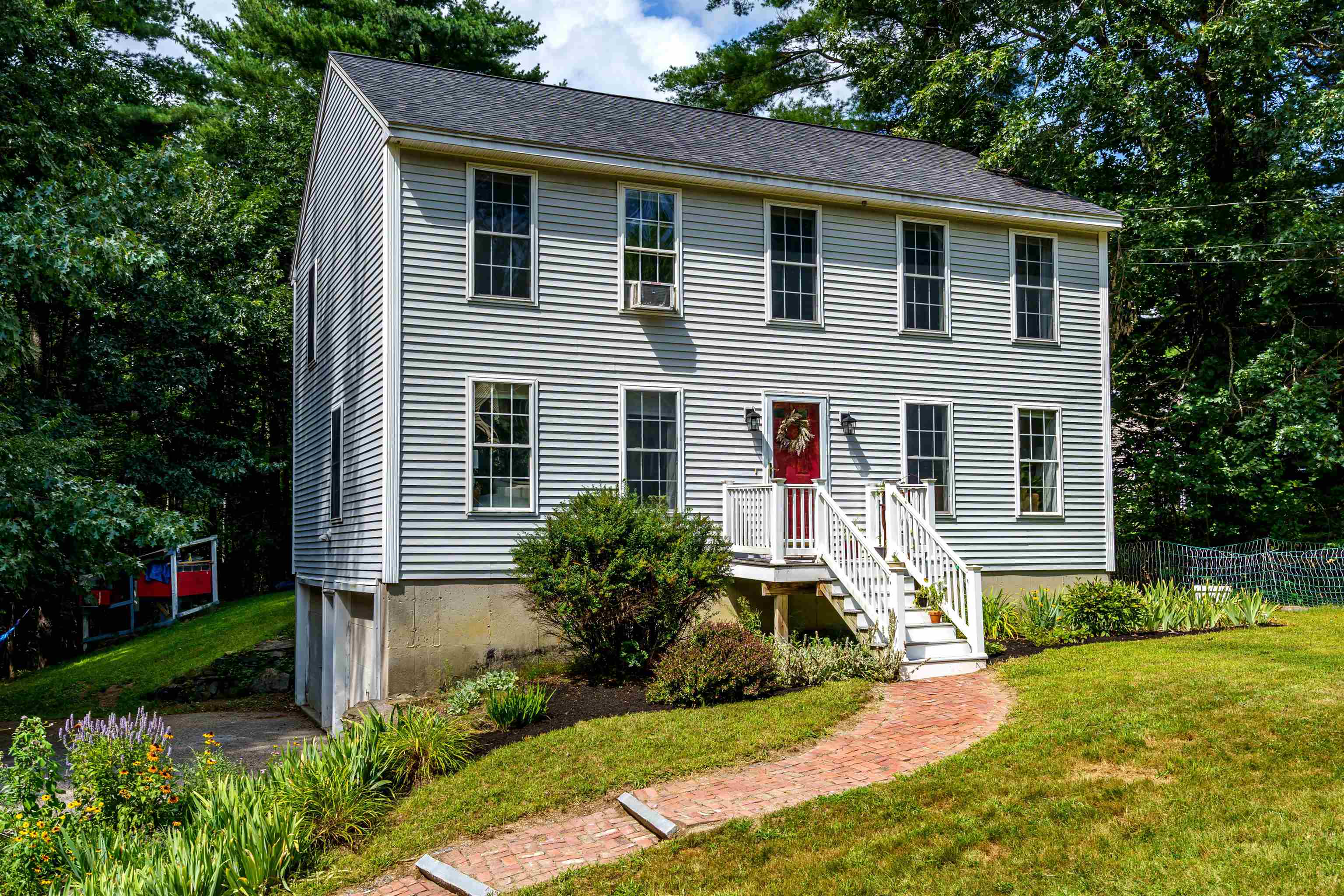 37 Tamarack Rd, Lee, NH 03861