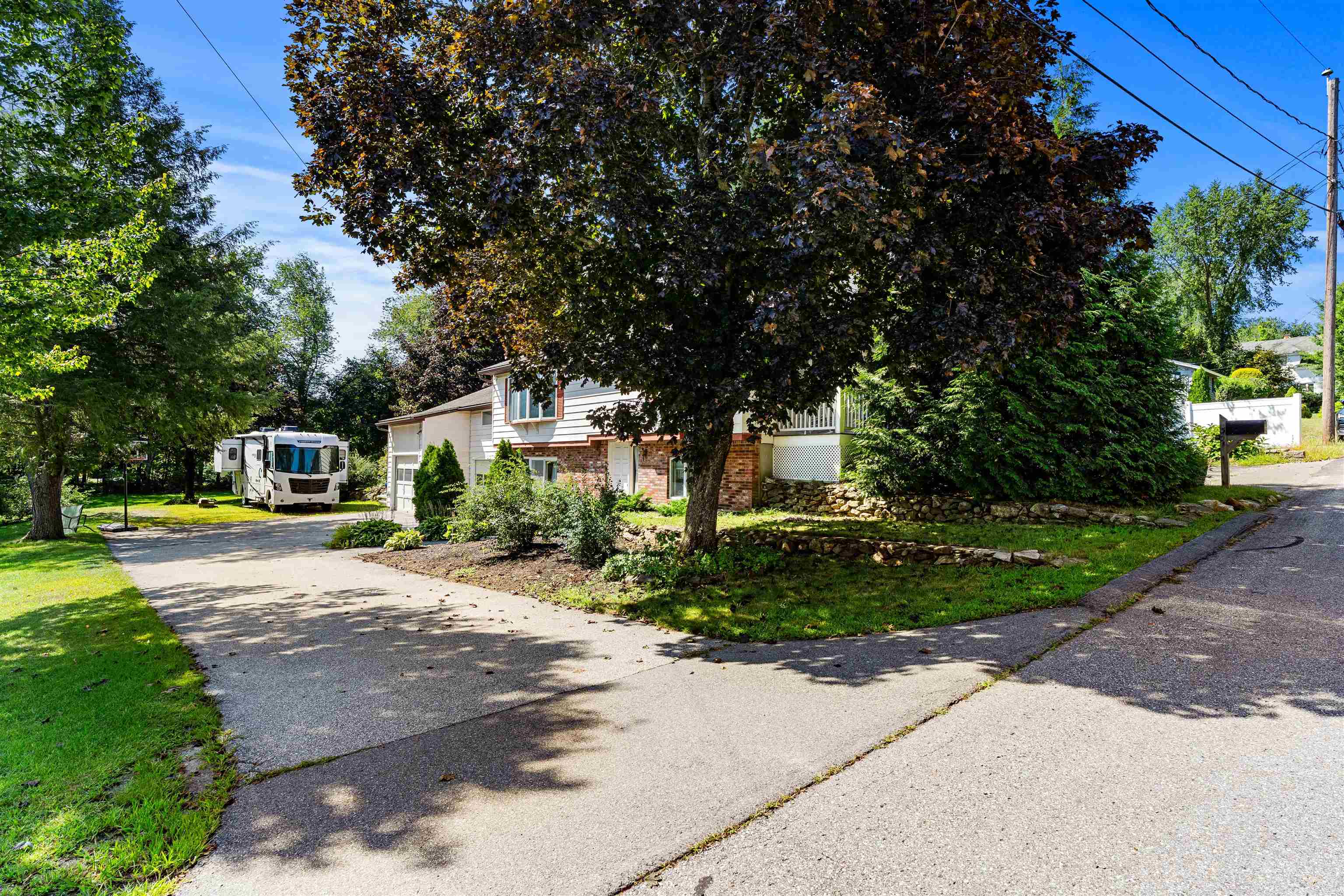 130 Plymouth St, Manchester, NH 03102