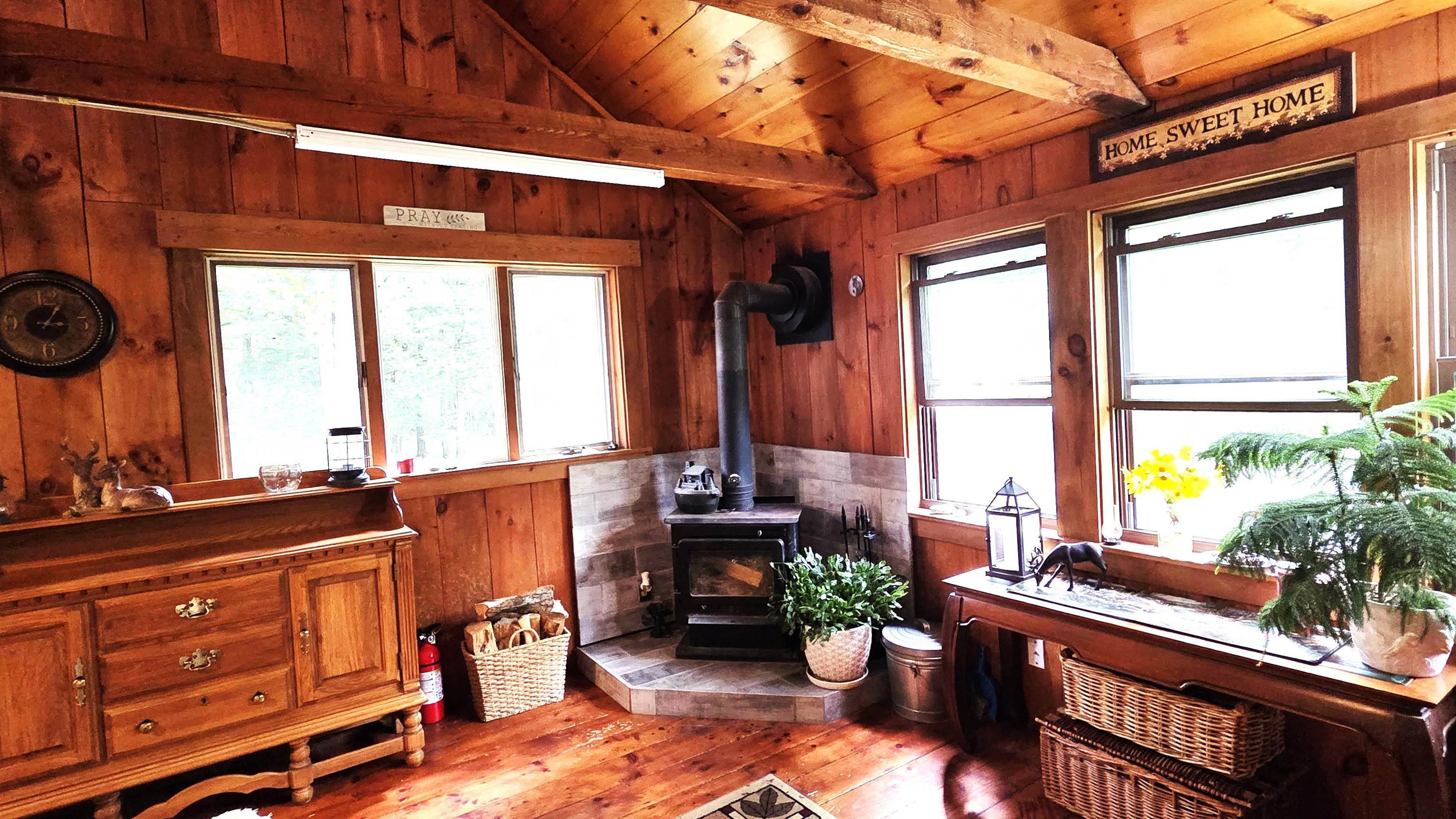 62 Heino Rd, Acworth, NH 03601