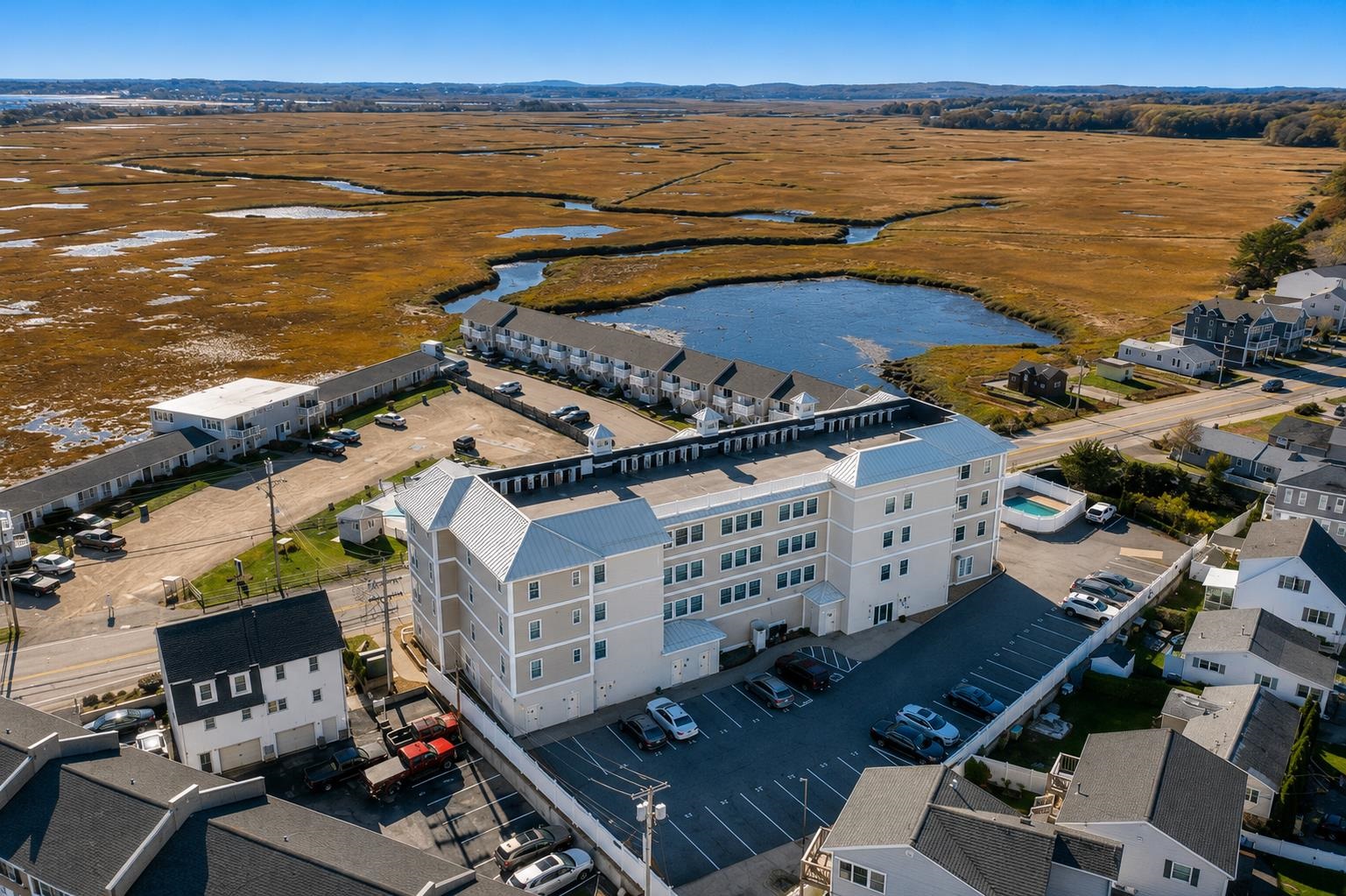 580 Winnacunnet Rd #105, Hampton, NH 03842