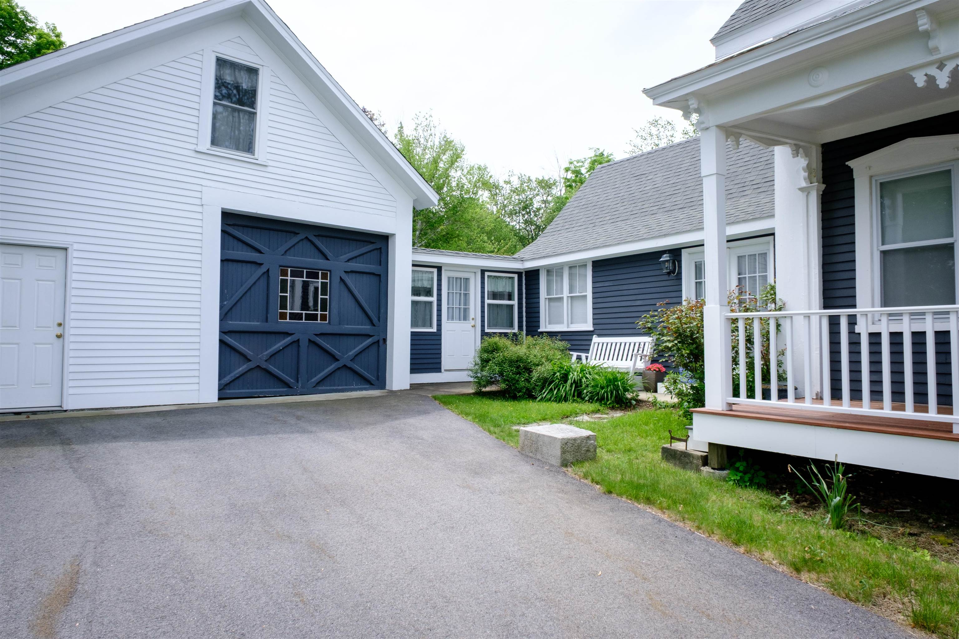 10 N Main St, Mont Vernon, NH 03057