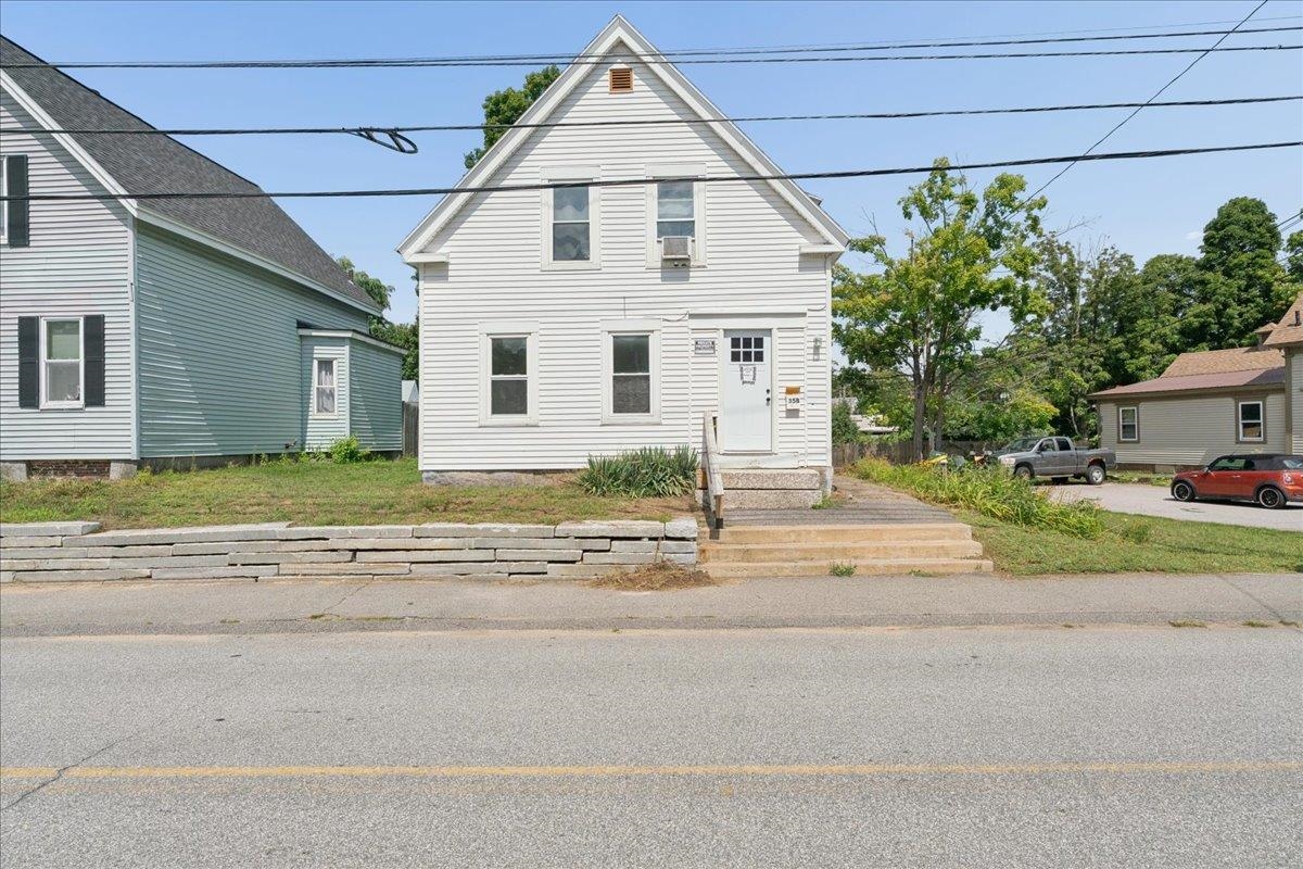 38 Bowman St, Laconia, NH 03246