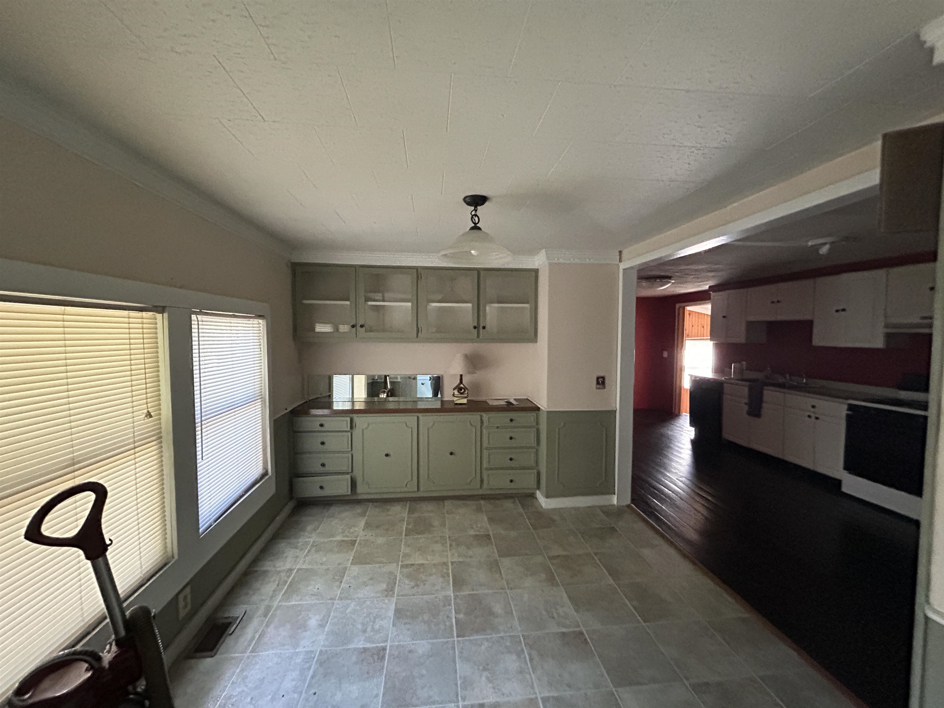Photo 8 of 20