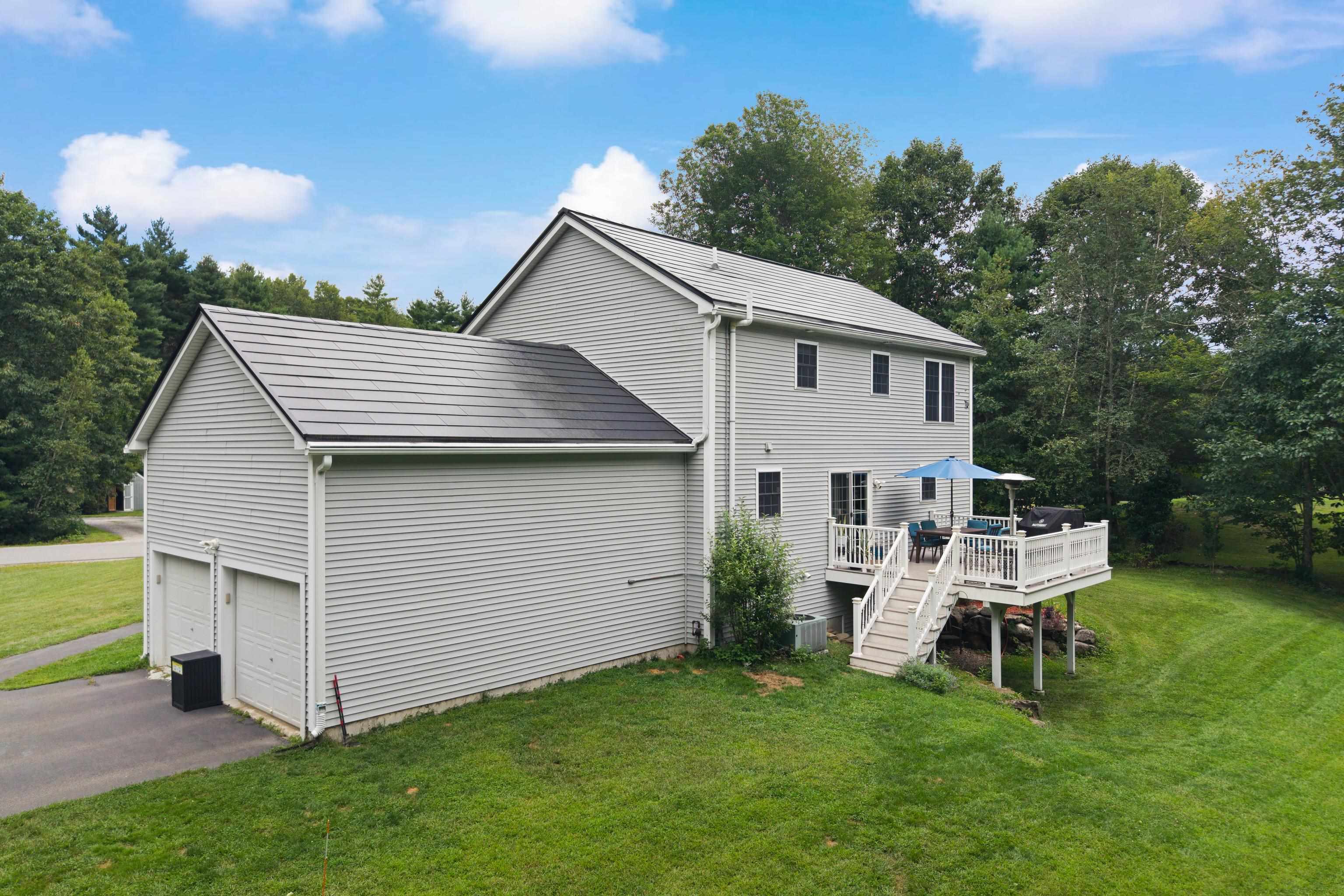 124 Olde Bridge Ln, Epping, NH 03042