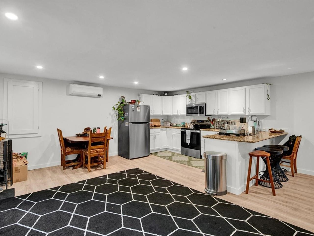 2-Bedroom Unit 26073406