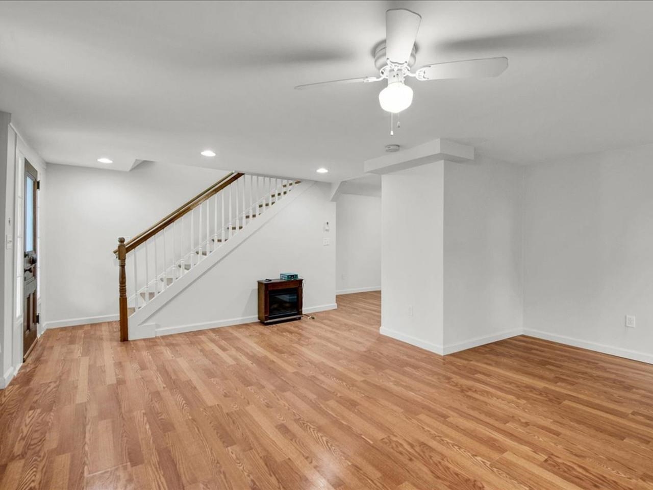 3-Bedroom Unit 26073435