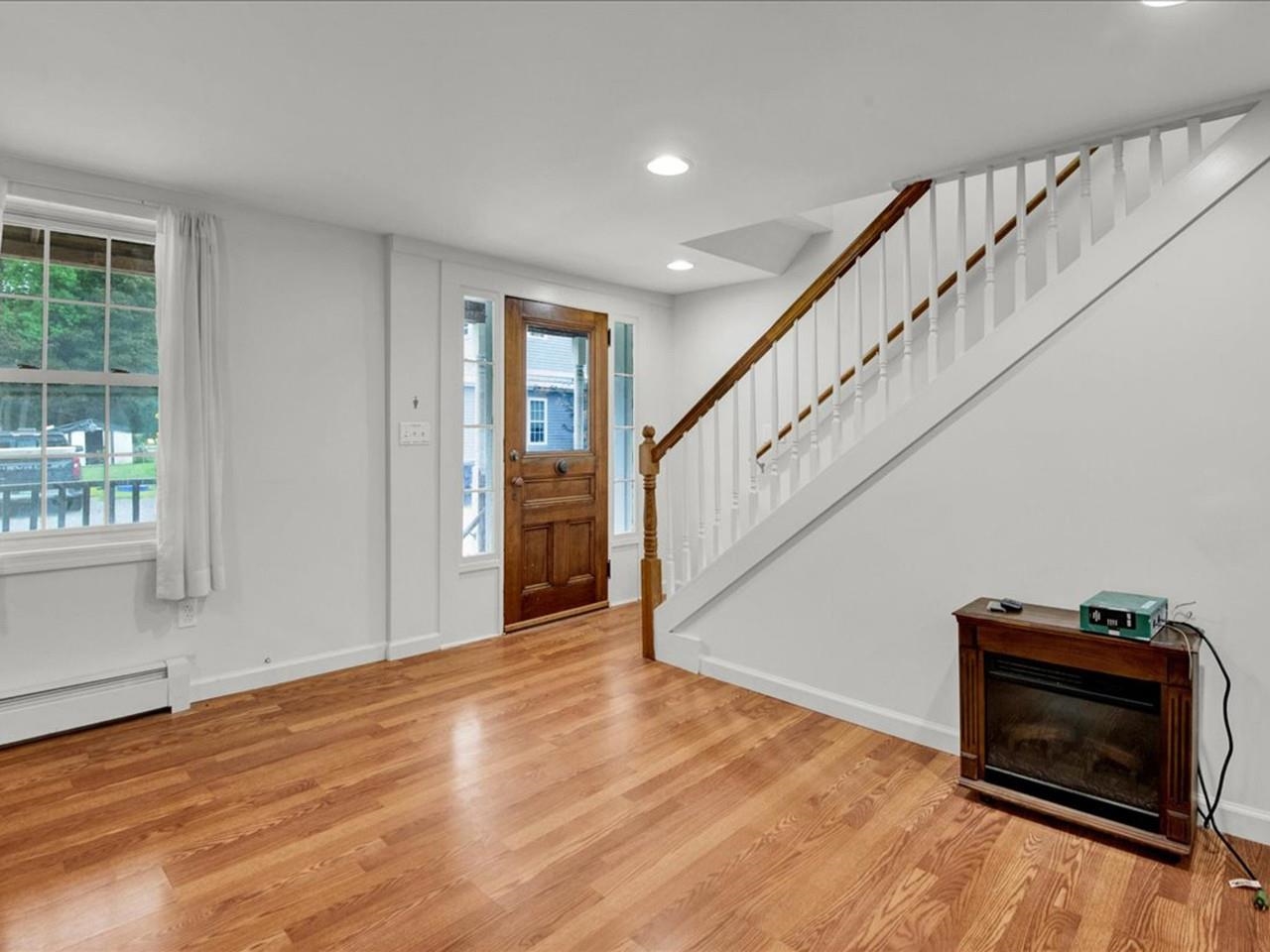 3-Bedroom Unit 26073436