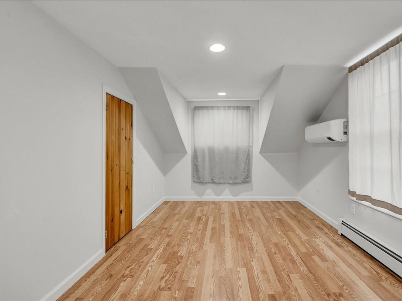 3-Bedroom Unit 26073444