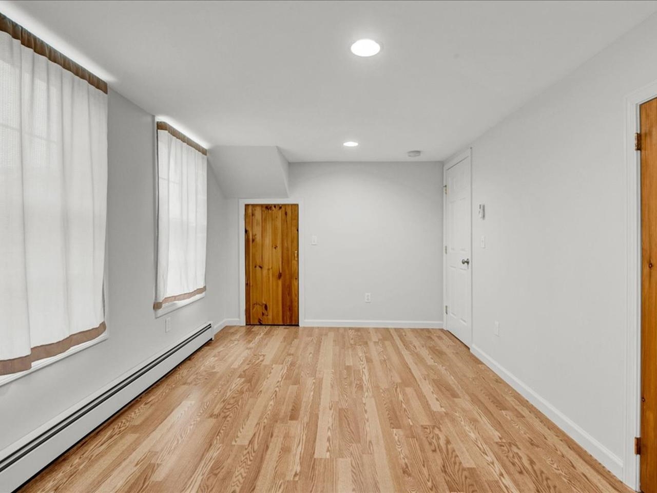 3-Bedroom Unit 26073445