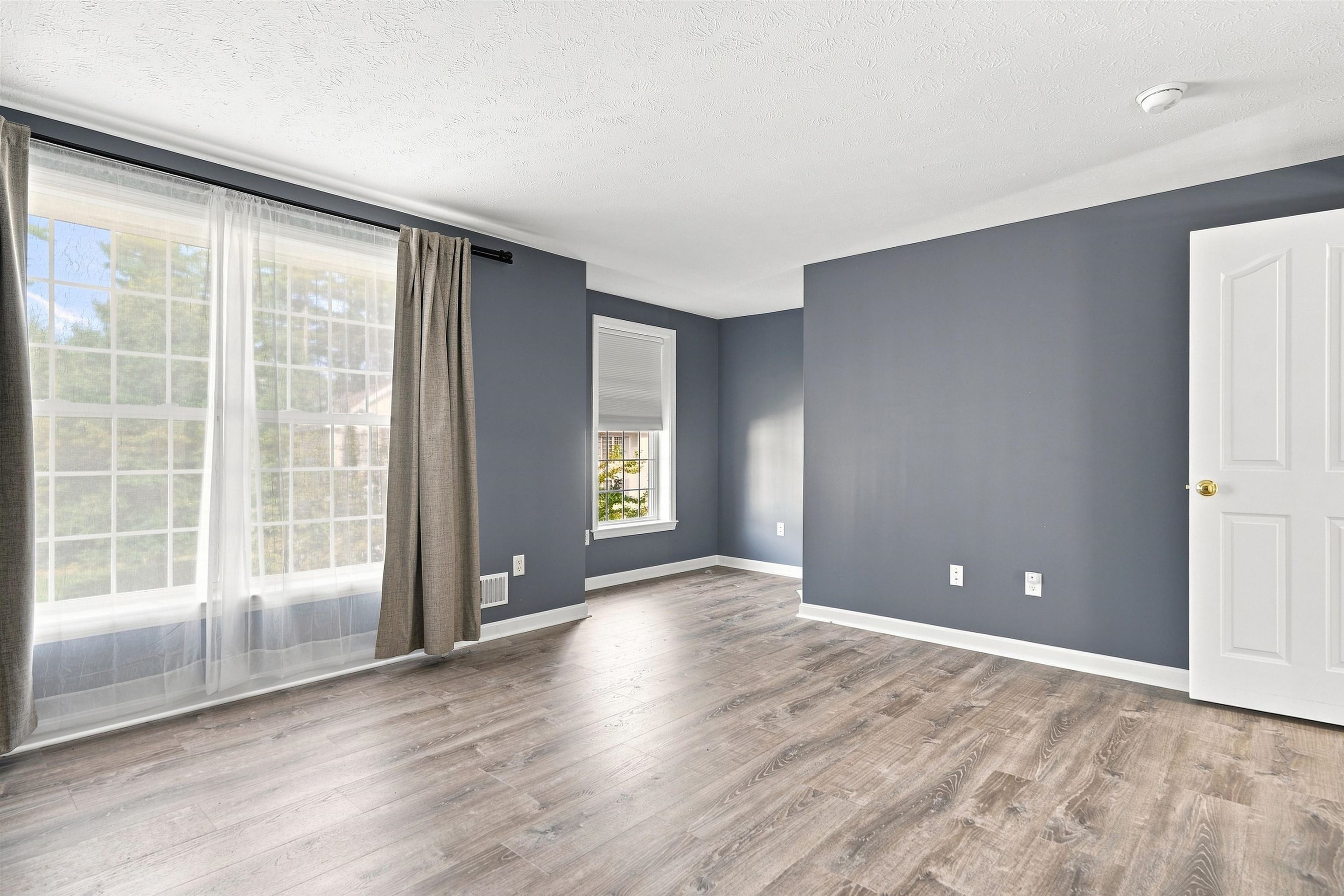 47 Mulberry St #3, Concord, NH 03301