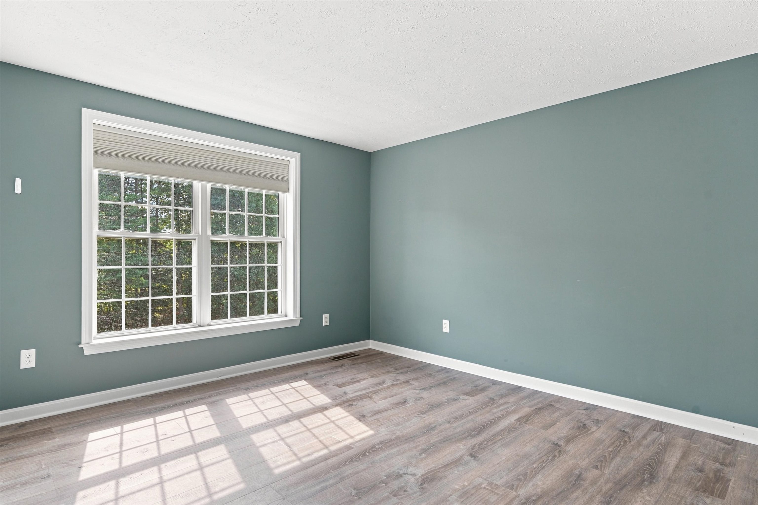 47 Mulberry St #3, Concord, NH 03301