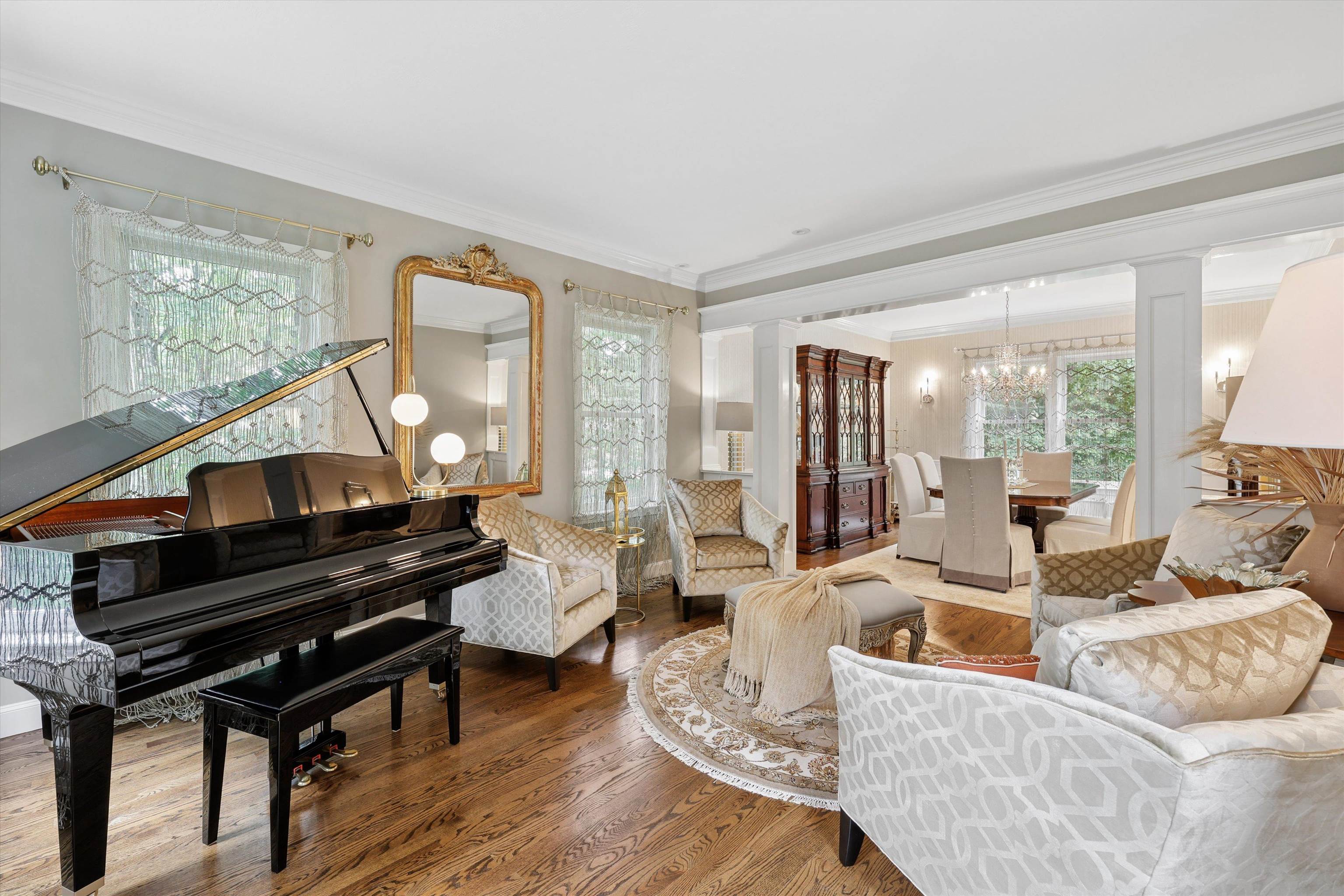 4 Newfane Rd, Bedford, NH 03110