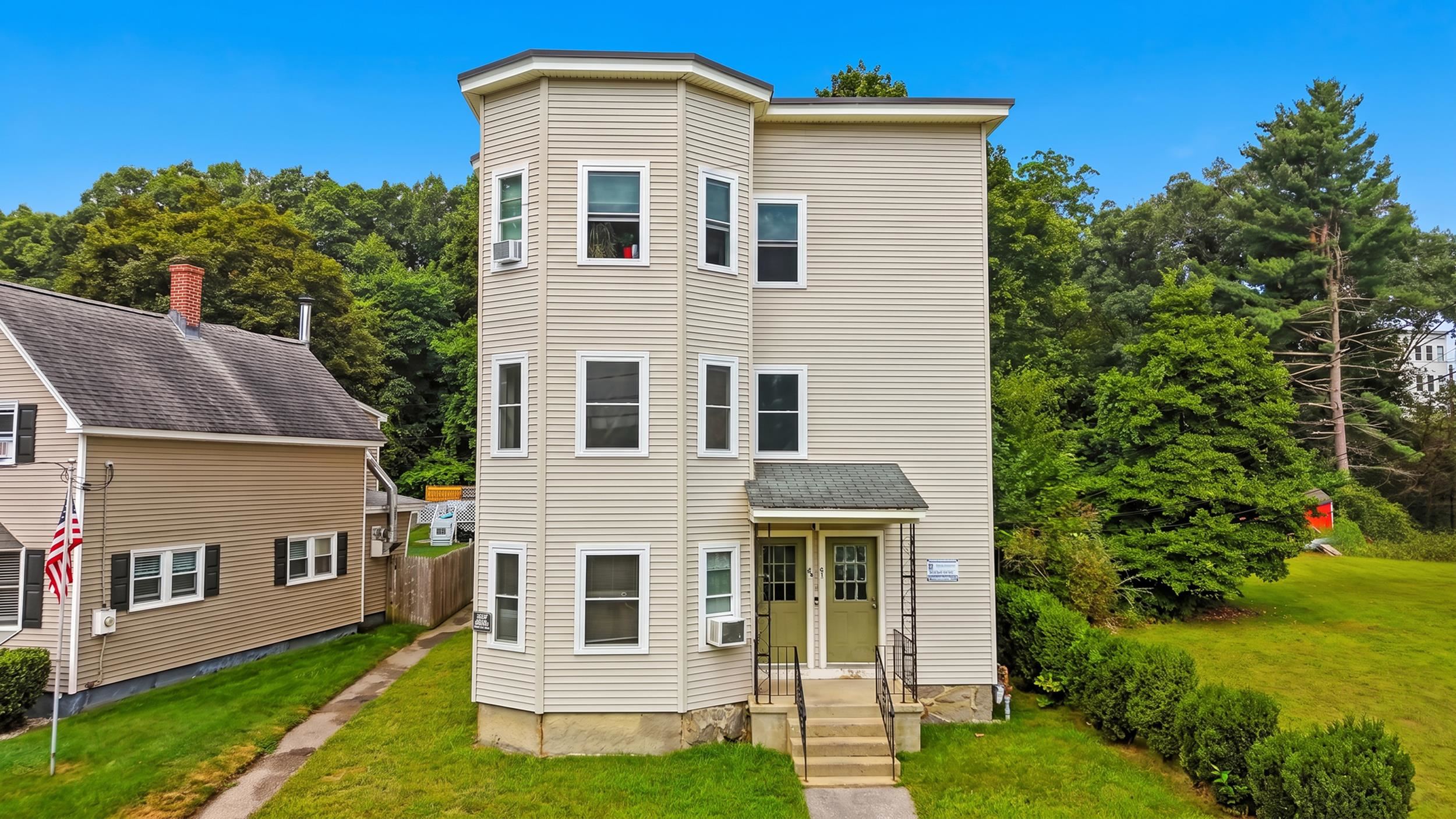 61 B St, Manchester, NH 03102