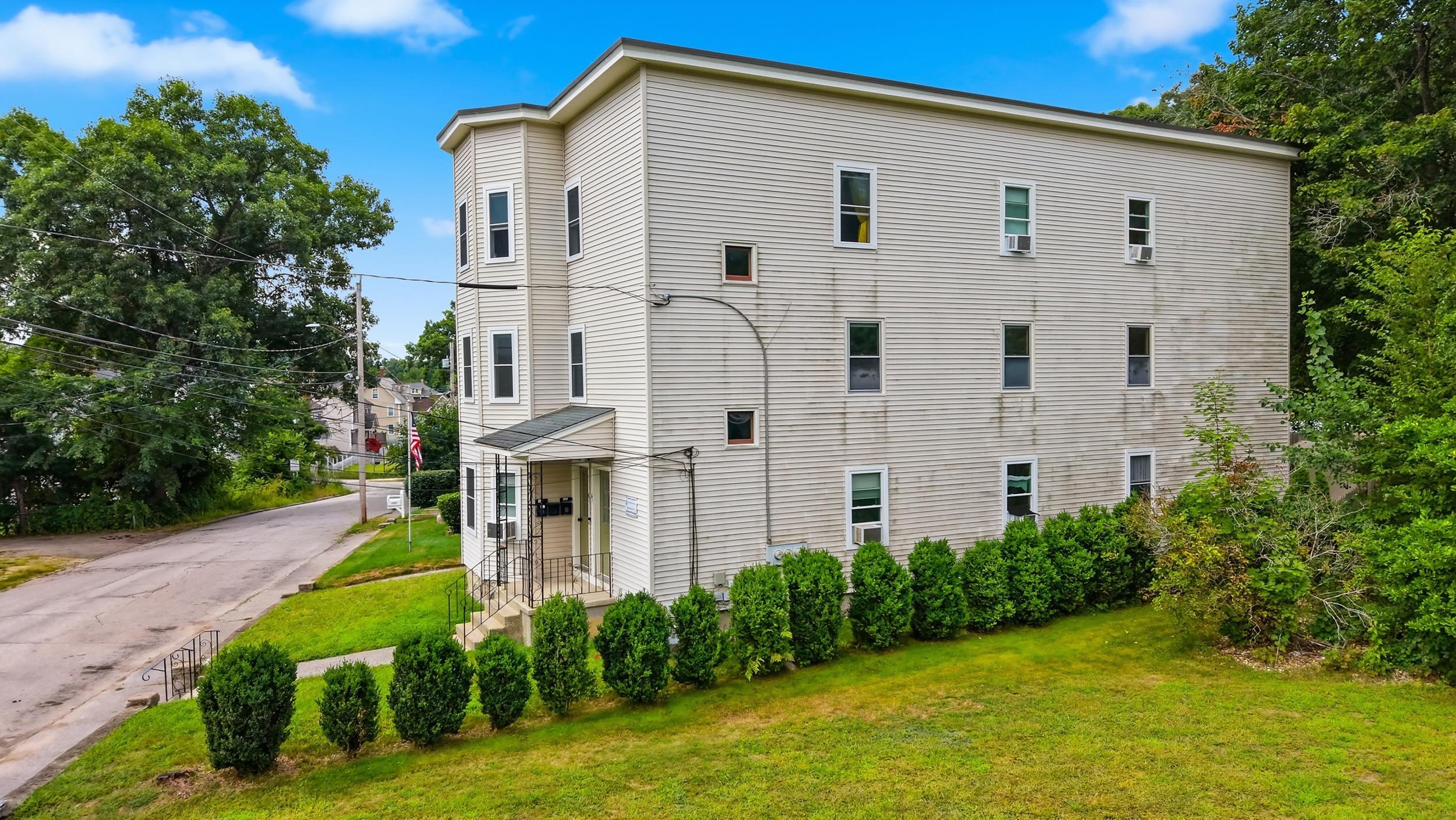 61 B St, Manchester, NH 03102
