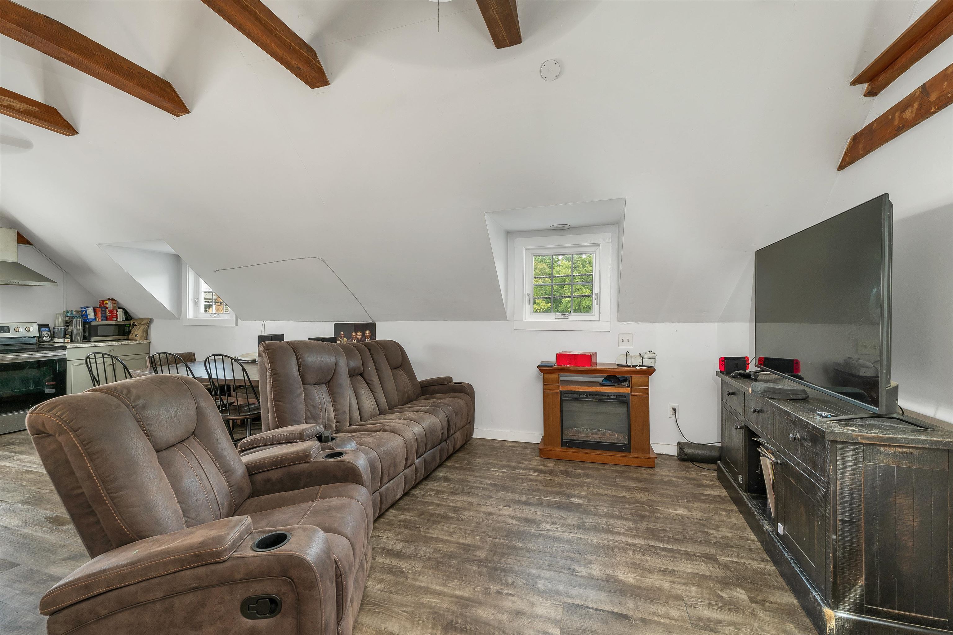 40 Main St, Goffstown, NH 03045