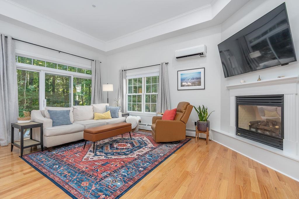 61 Clearwater Dr, Dover, NH 03820