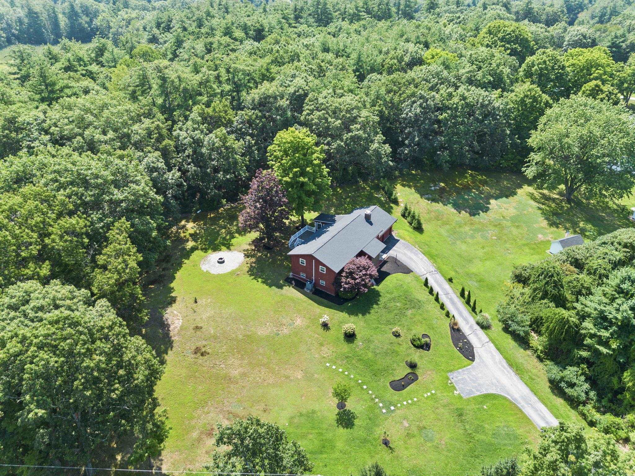 99 Kimball Hill Rd, Hudson, NH 03051