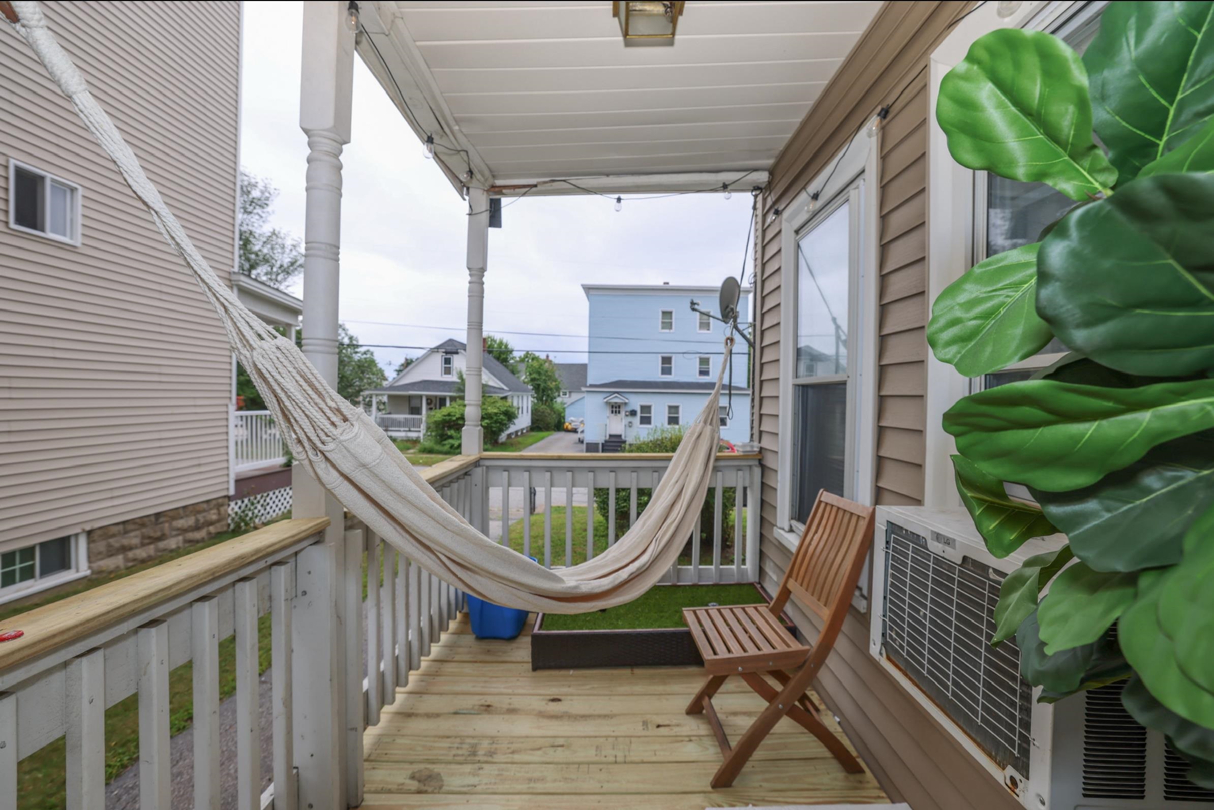 67 Wilson St, Manchester, NH 03103