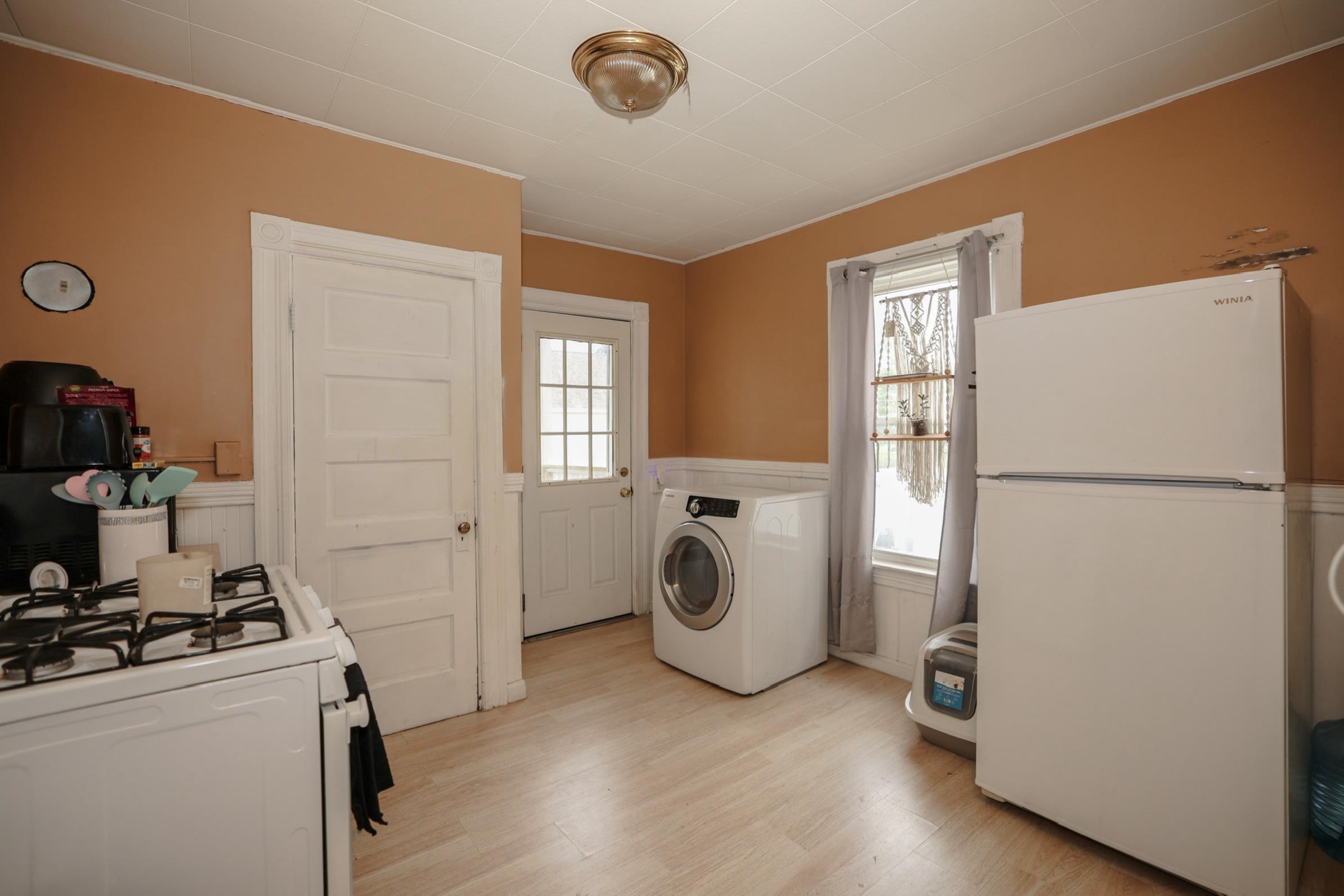 67 Wilson St, Manchester, NH 03103