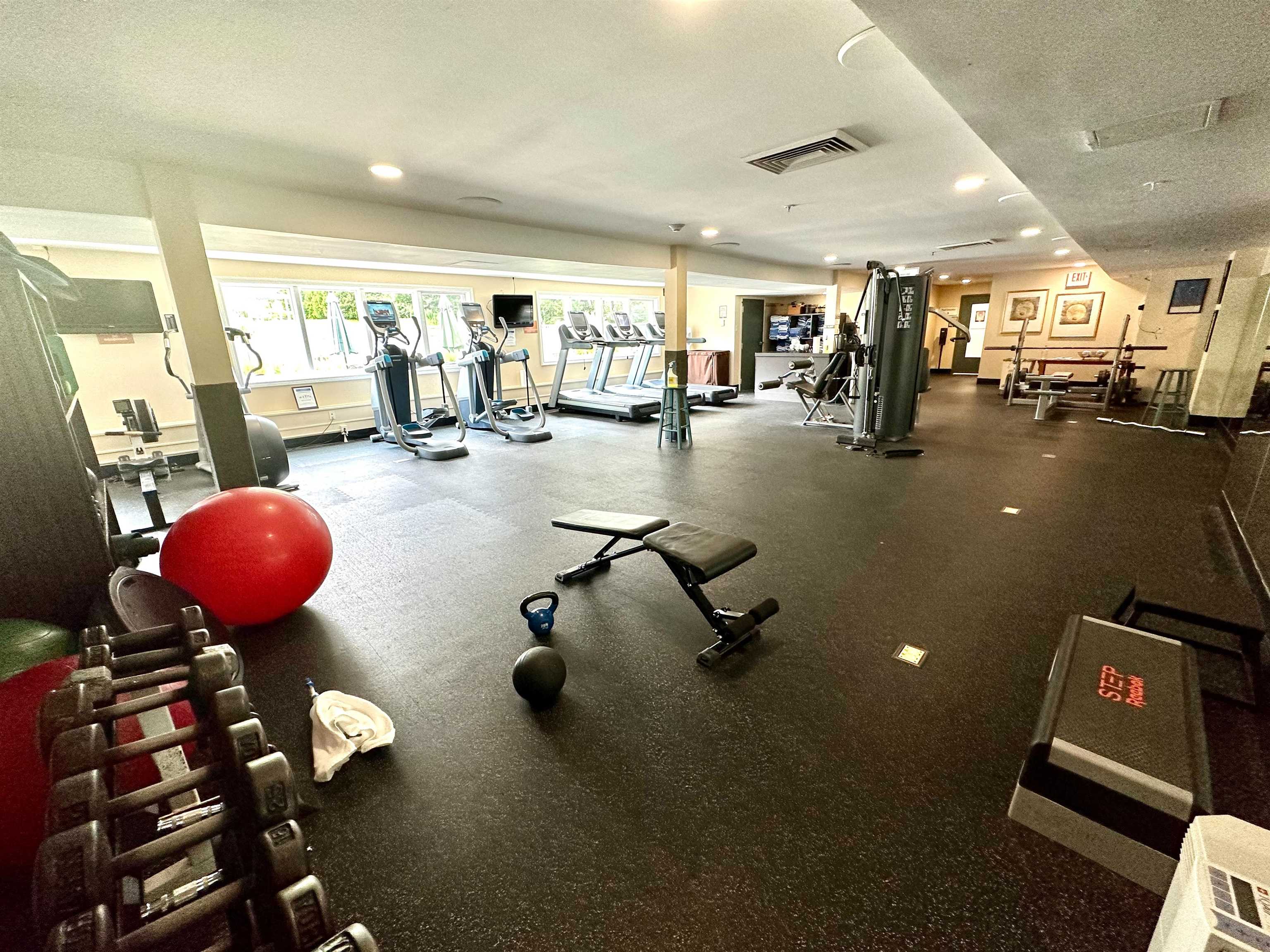 Full gym