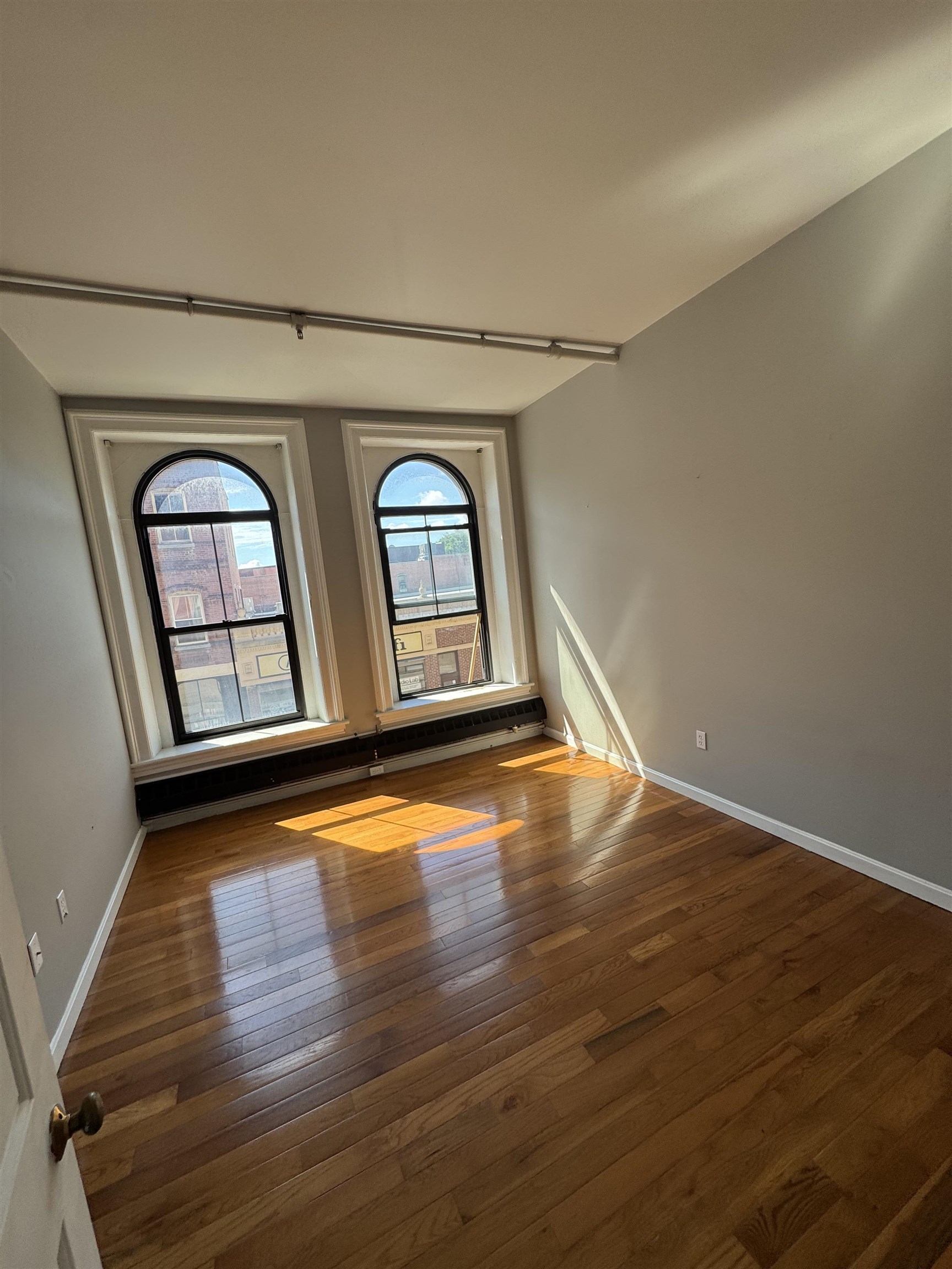 2 Central Sq #204, Keene, NH 03431
