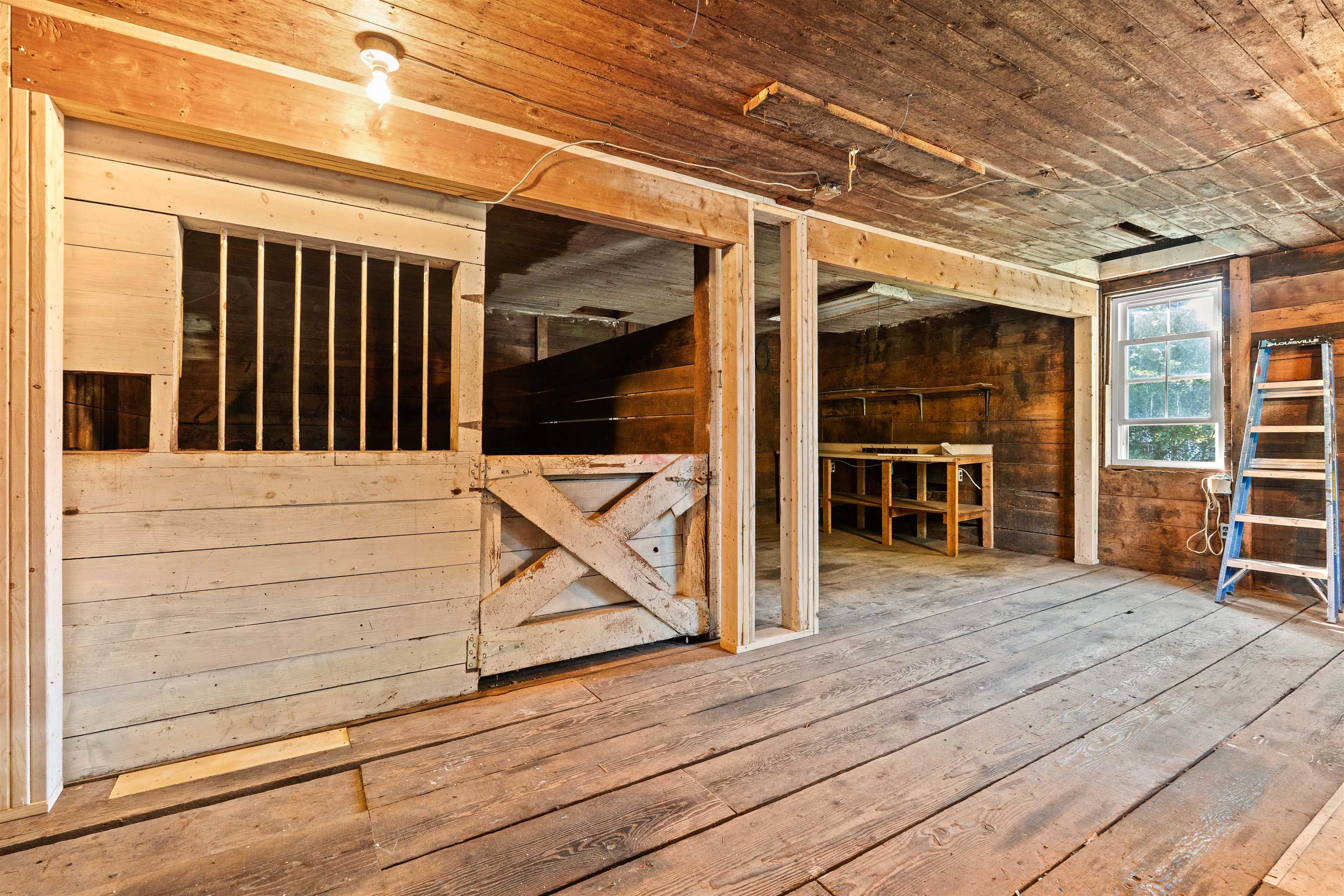 70 Depot Rd, Epping, NH 03042
