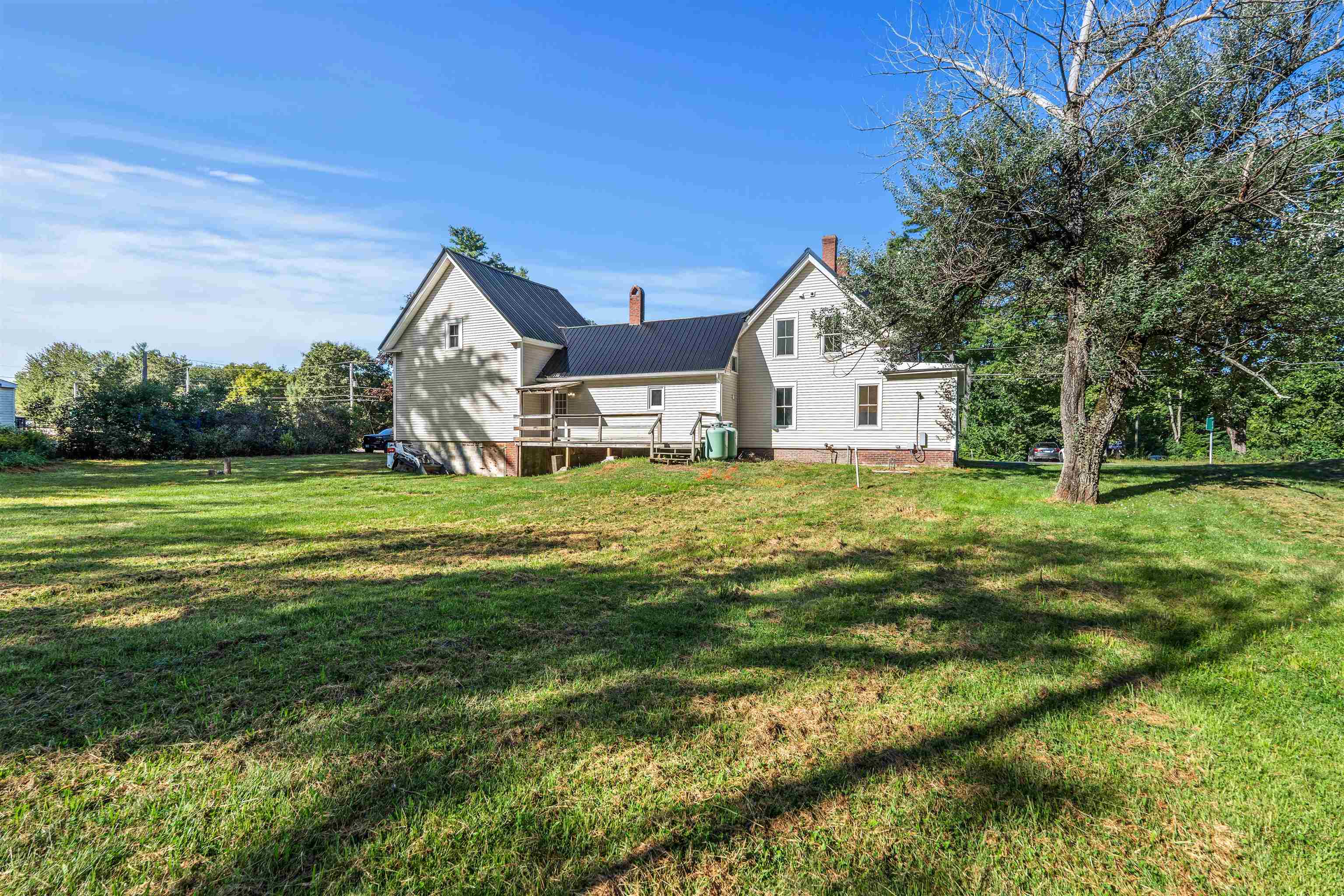 70 Depot Rd, Epping, NH 03042