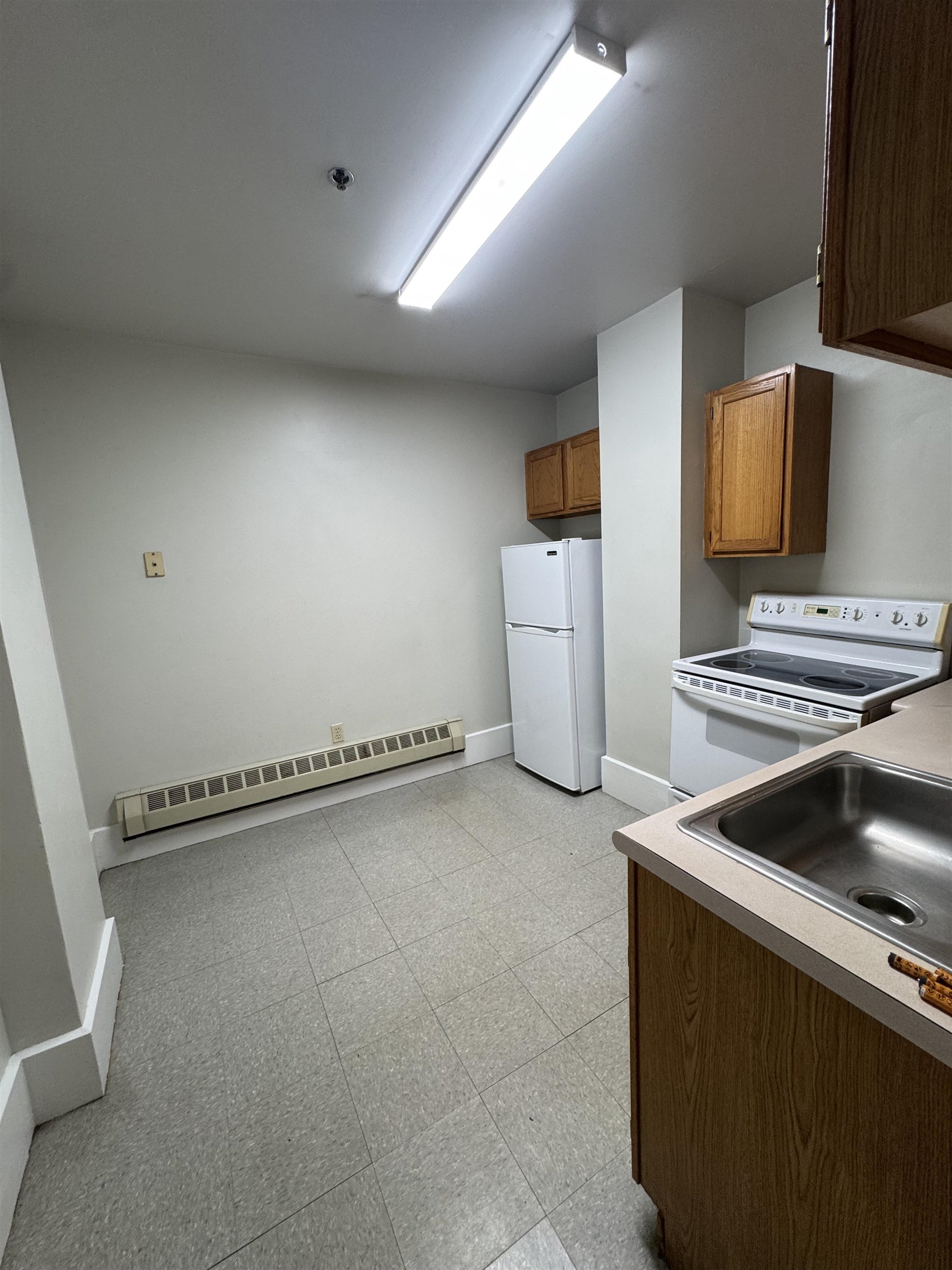 2 Central Sq #208, Keene, NH 03431