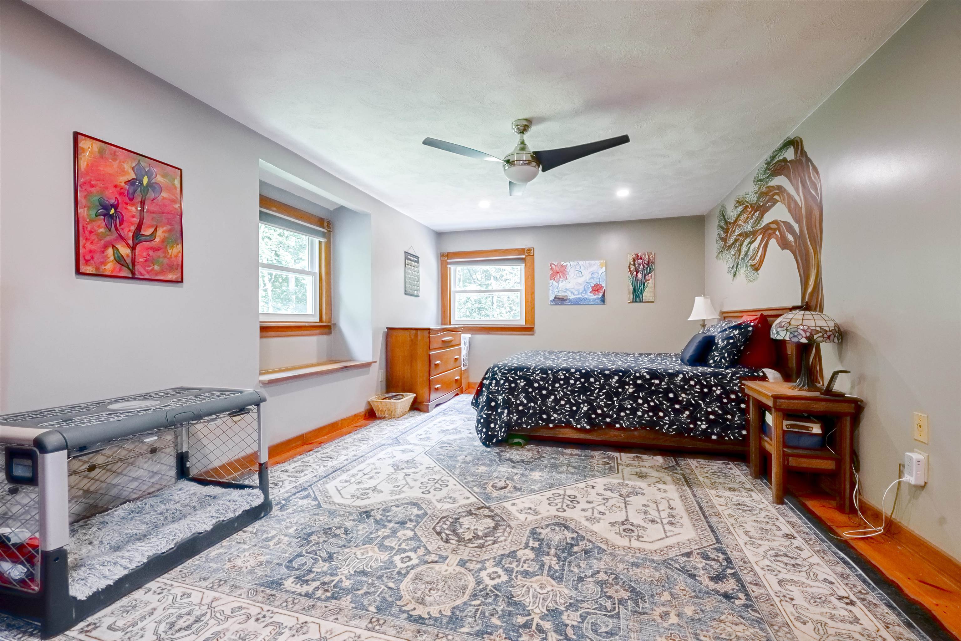 23 Beechwood Rd, Hudson, NH 03051