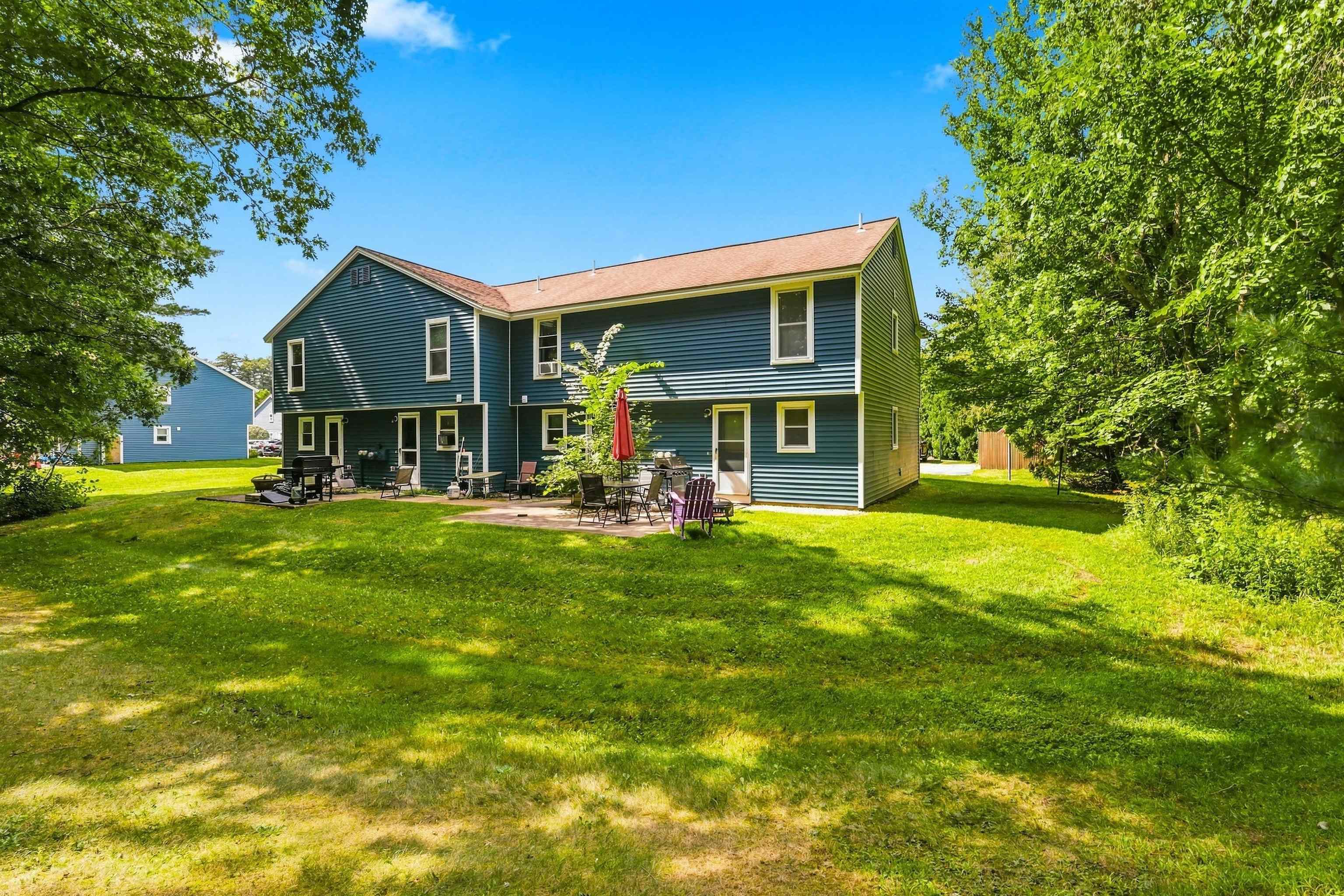105 Stonegate Ln, Derry, NH 03038