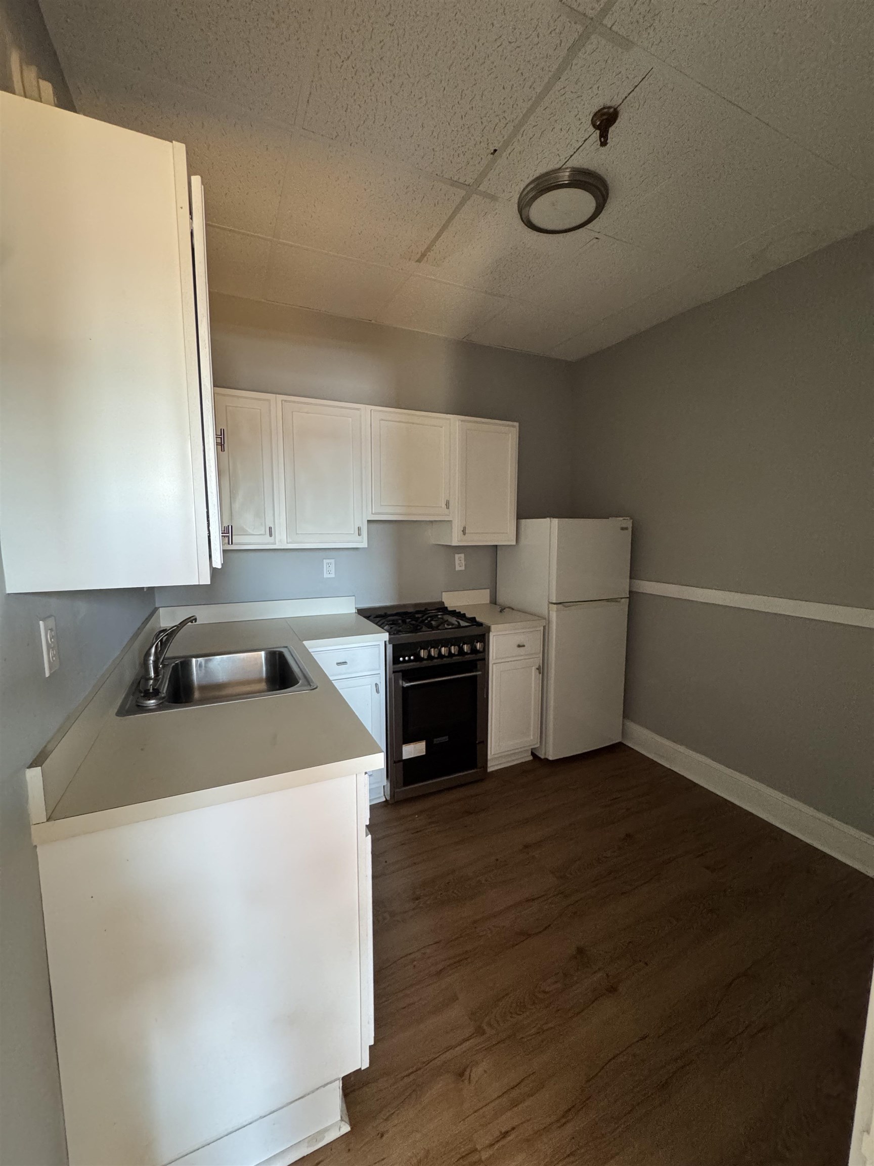 3 Central Sq #305, Keene, NH 03431