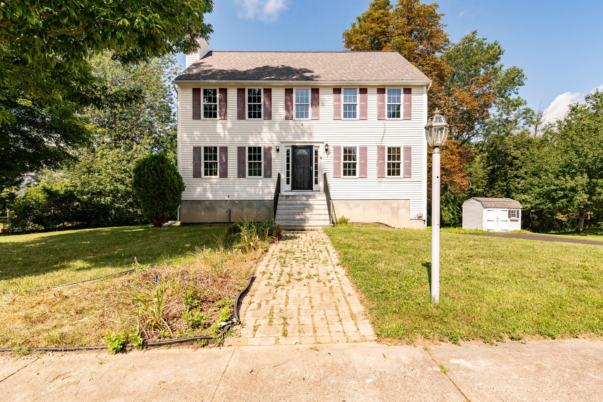 2nd image of 6 Nantucket Ct, Dover, NH 03820 | MLS# 5106811