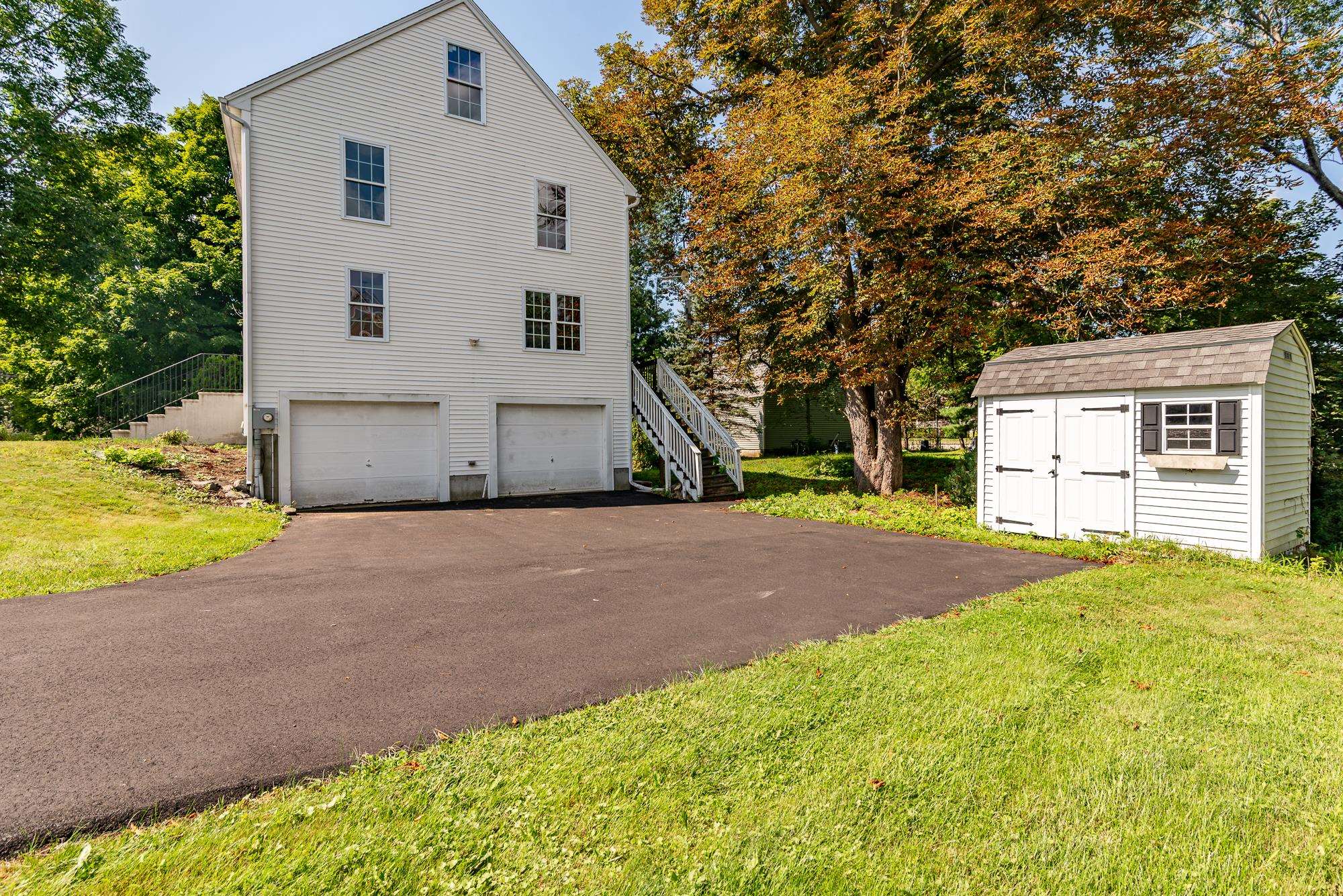 3rd image of 6 Nantucket Ct, Dover, NH 03820 | MLS# 5106811
